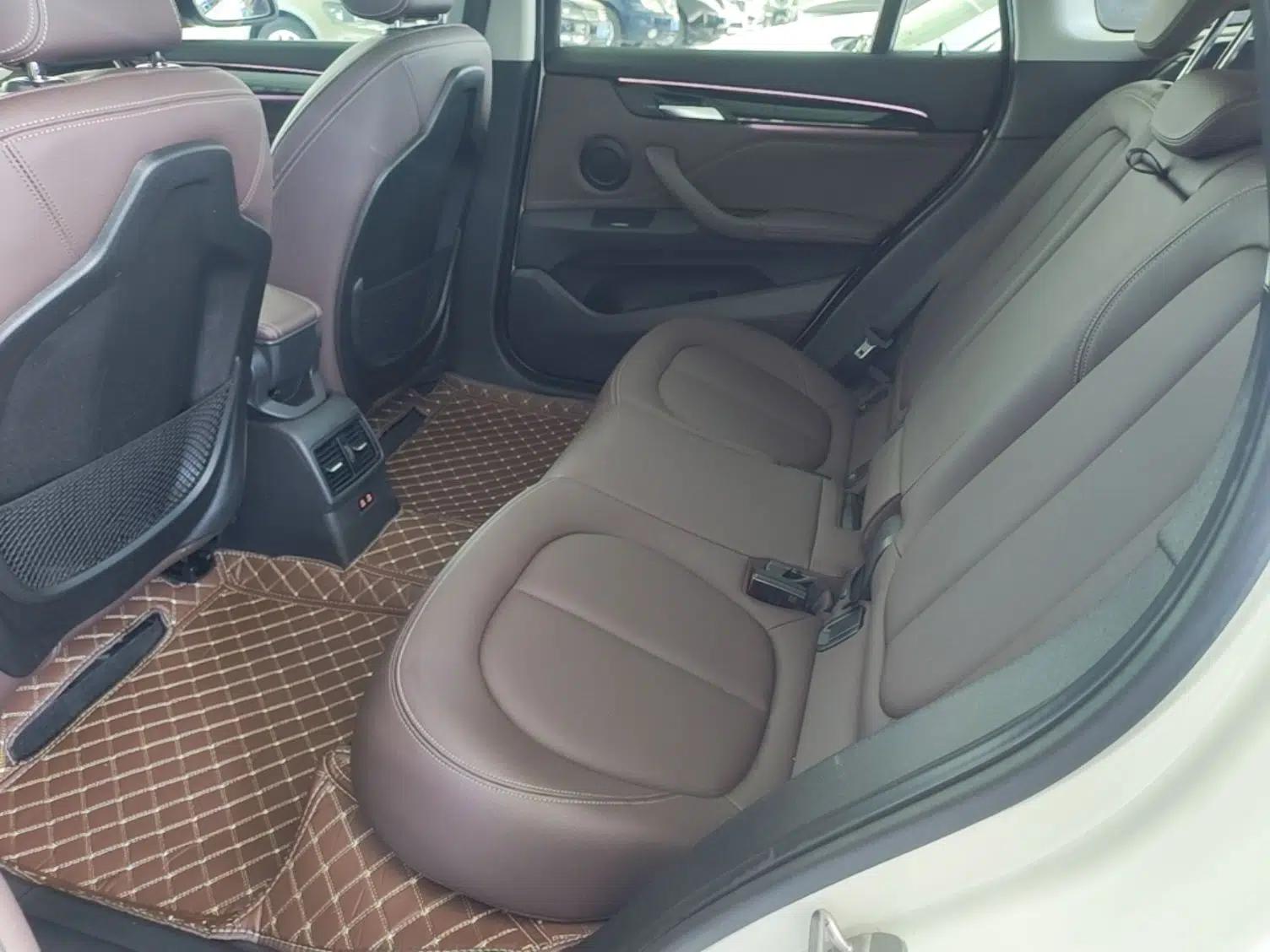 BMW X1 New Energy 2020 xDrive30Le Premium Edition — миниатюра 20
