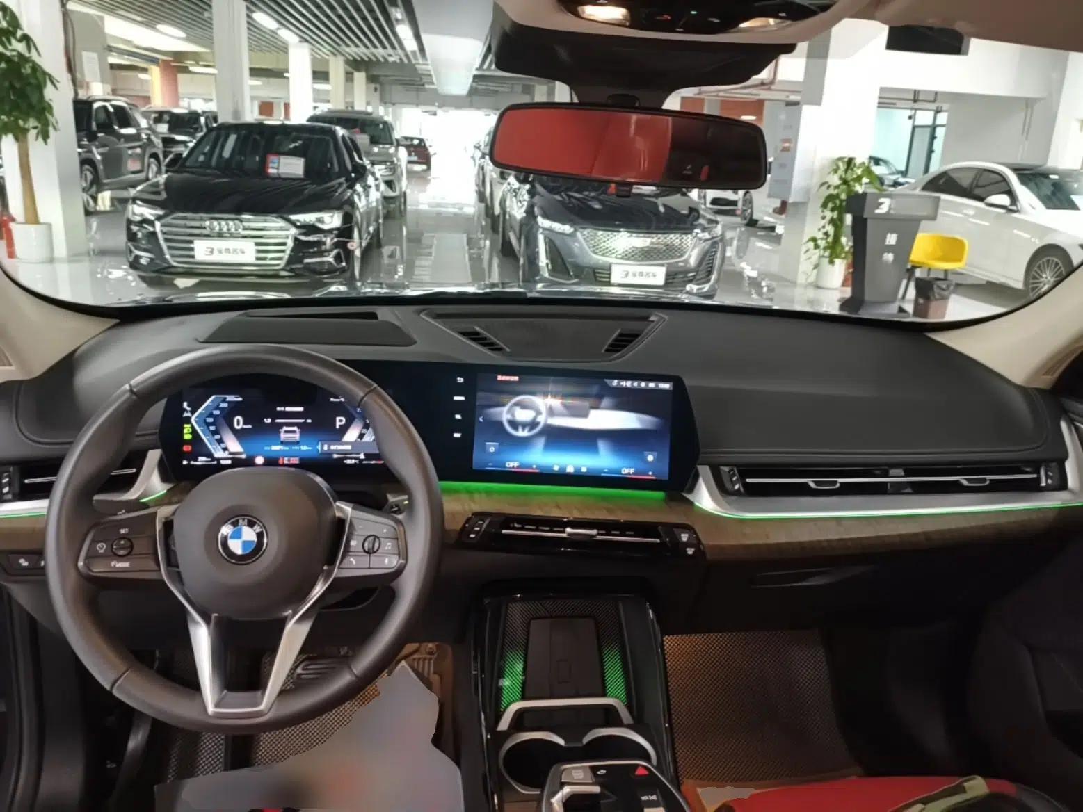 BMW X1 2023 xDrive25Li X Design Package — миниатюра 12
