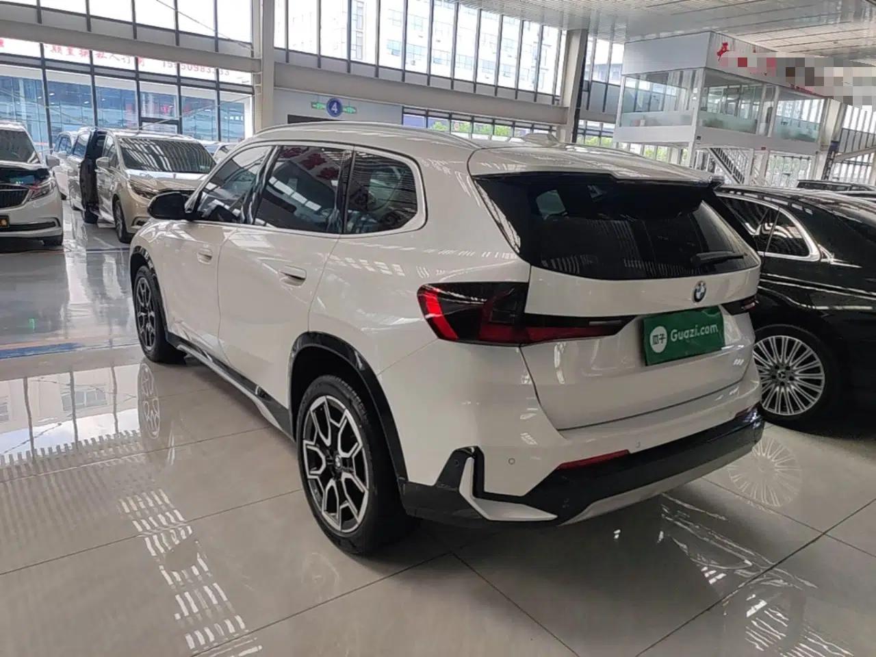 BMW X1 2023 sDrive25Li X Design Package — миниатюра 13