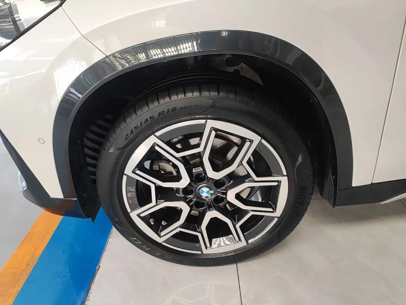 BMW X1 2023 sDrive25Li X Design Package — миниатюра 15