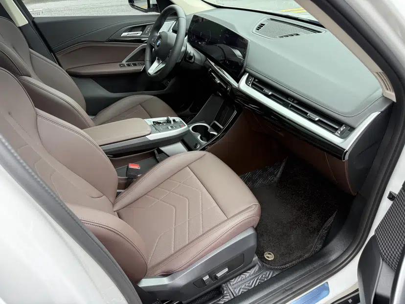 BMW X1 2024 sDrive25Li X Design Package — миниатюра 17
