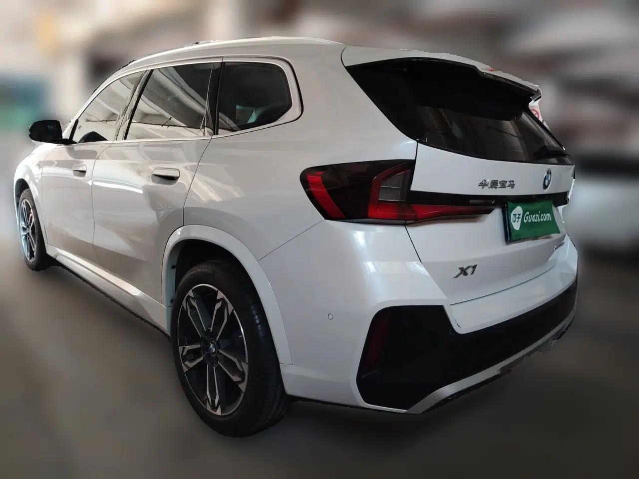 BMW X1 2023 sDrive25Li M Sport Package — миниатюра 4