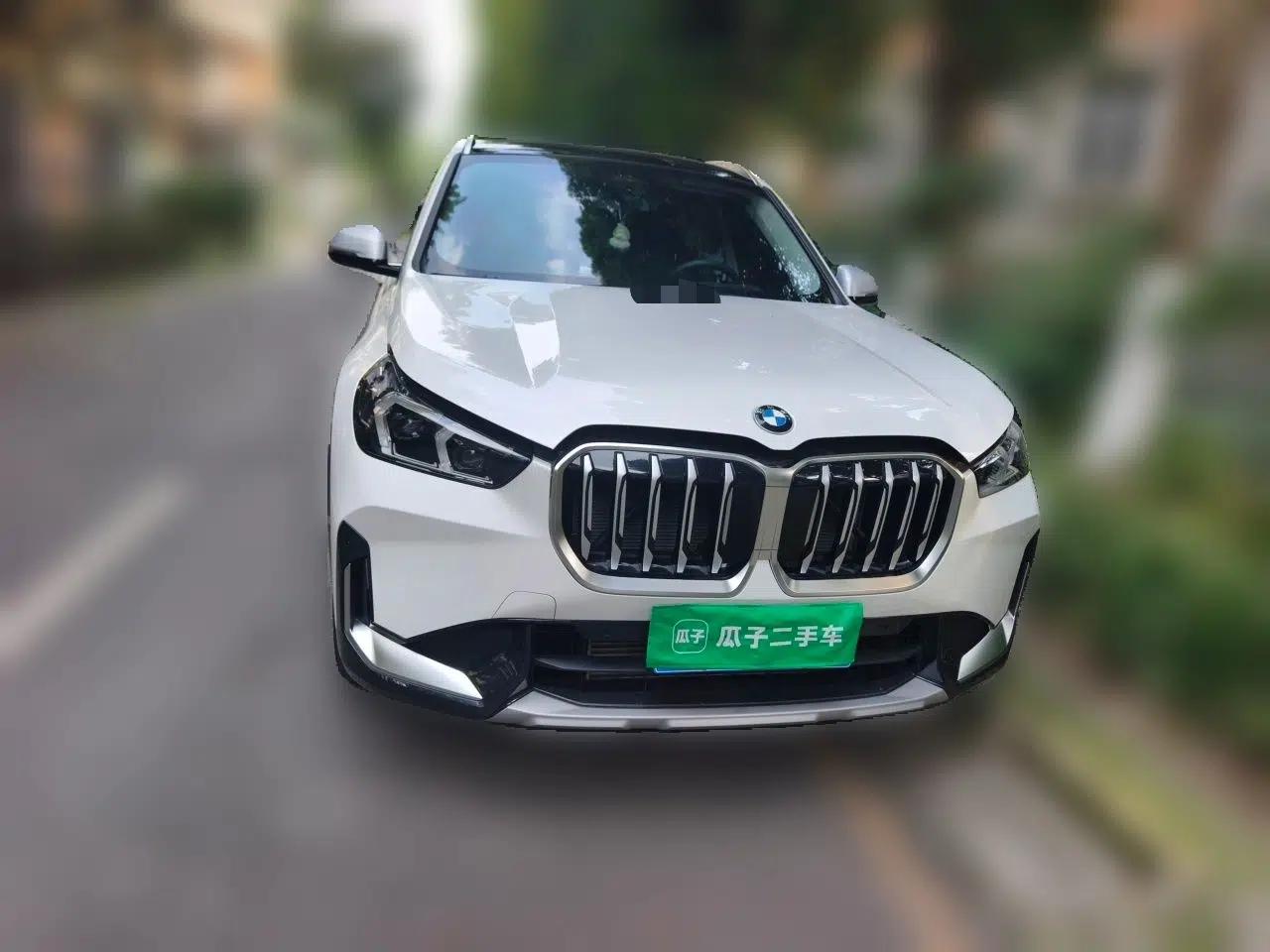 BMW X1 2023 xDrive25Li X Design Package — миниатюра 2