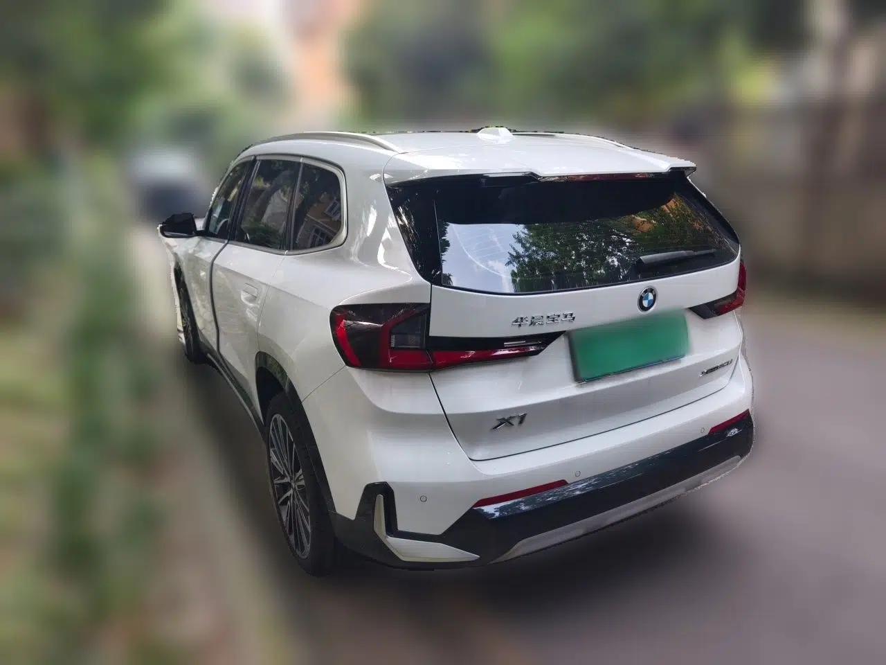 BMW X1 2023 xDrive25Li X Design Package — миниатюра 4