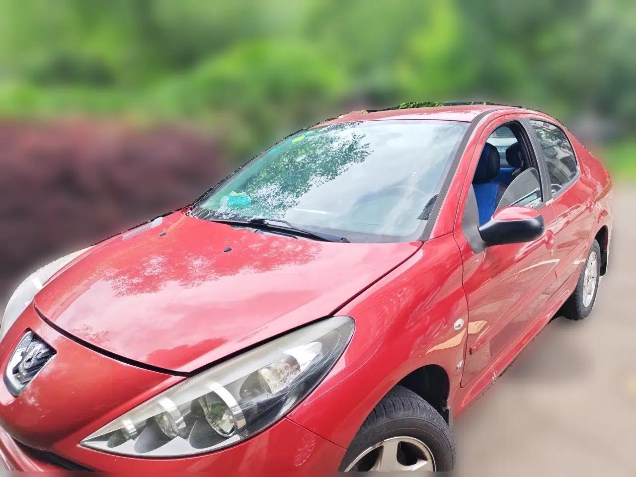 Peugeot 207 2011 Sedan 1.6L Manual Yule Edition — миниатюра 1