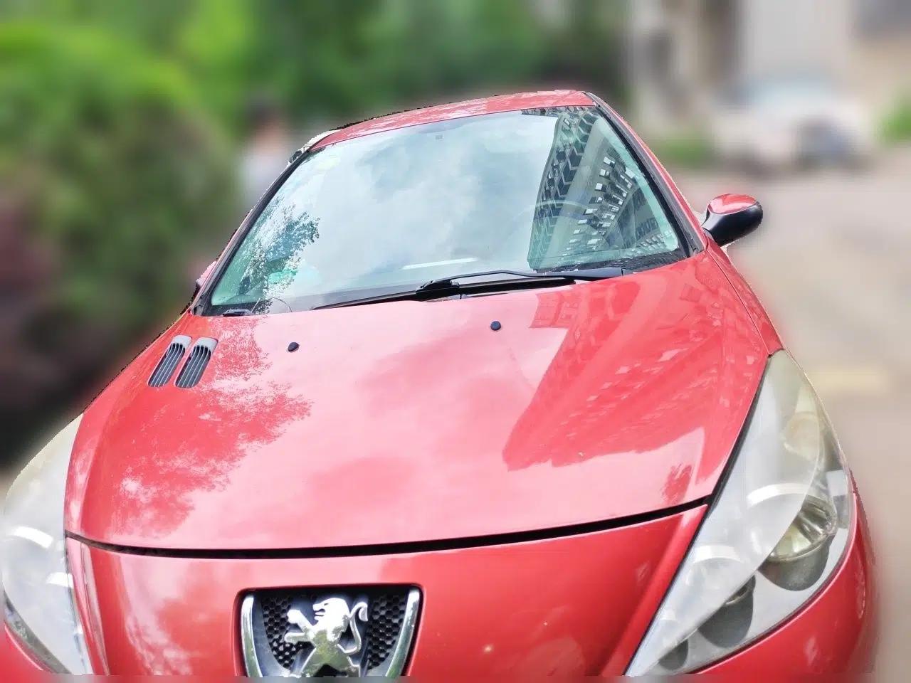 Peugeot 207 2011 Sedan 1.6L Manual Yule Edition — миниатюра 2