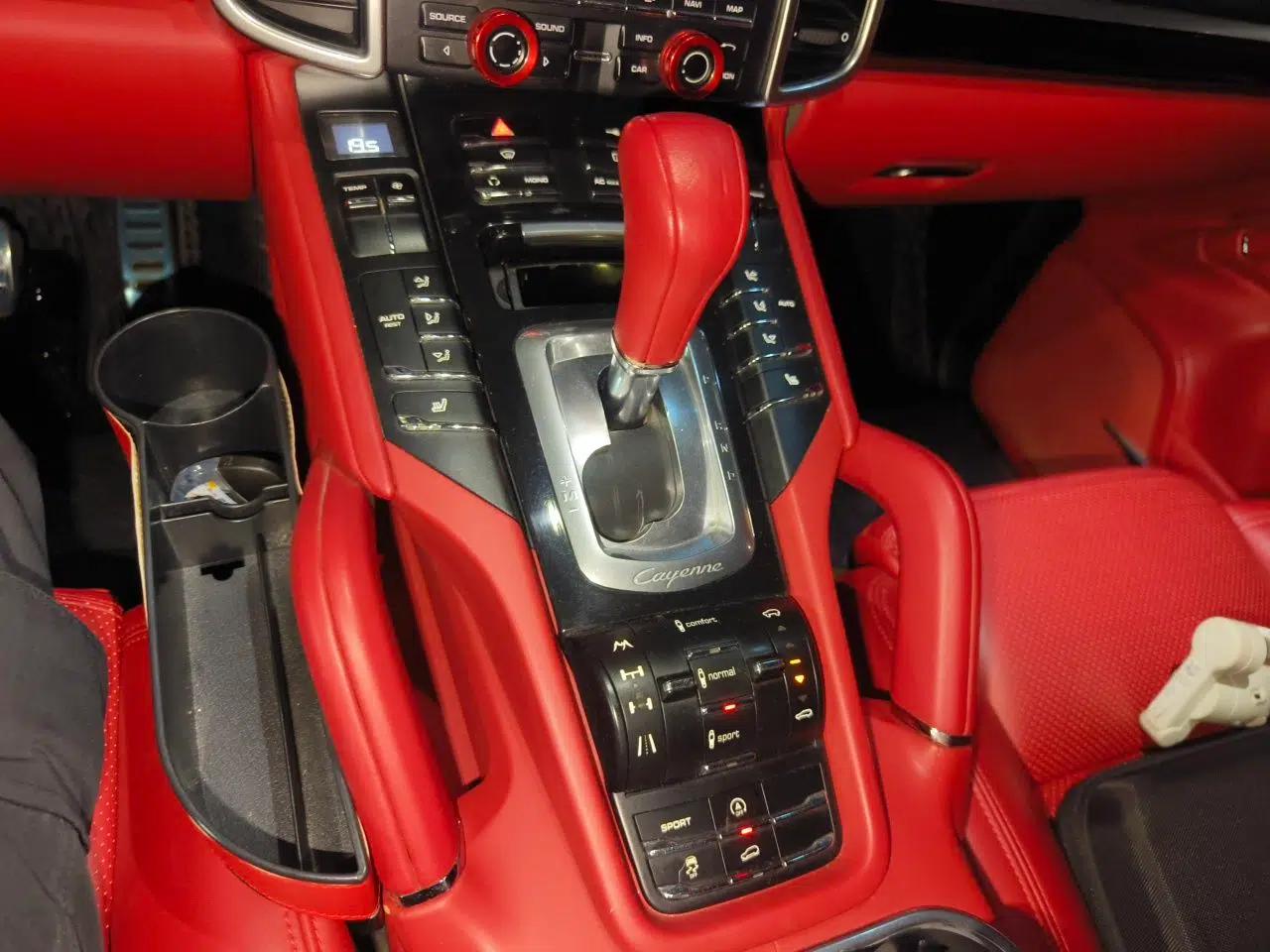Porsche Cayenne 2011 Cayenne S 4.8L — миниатюра 14