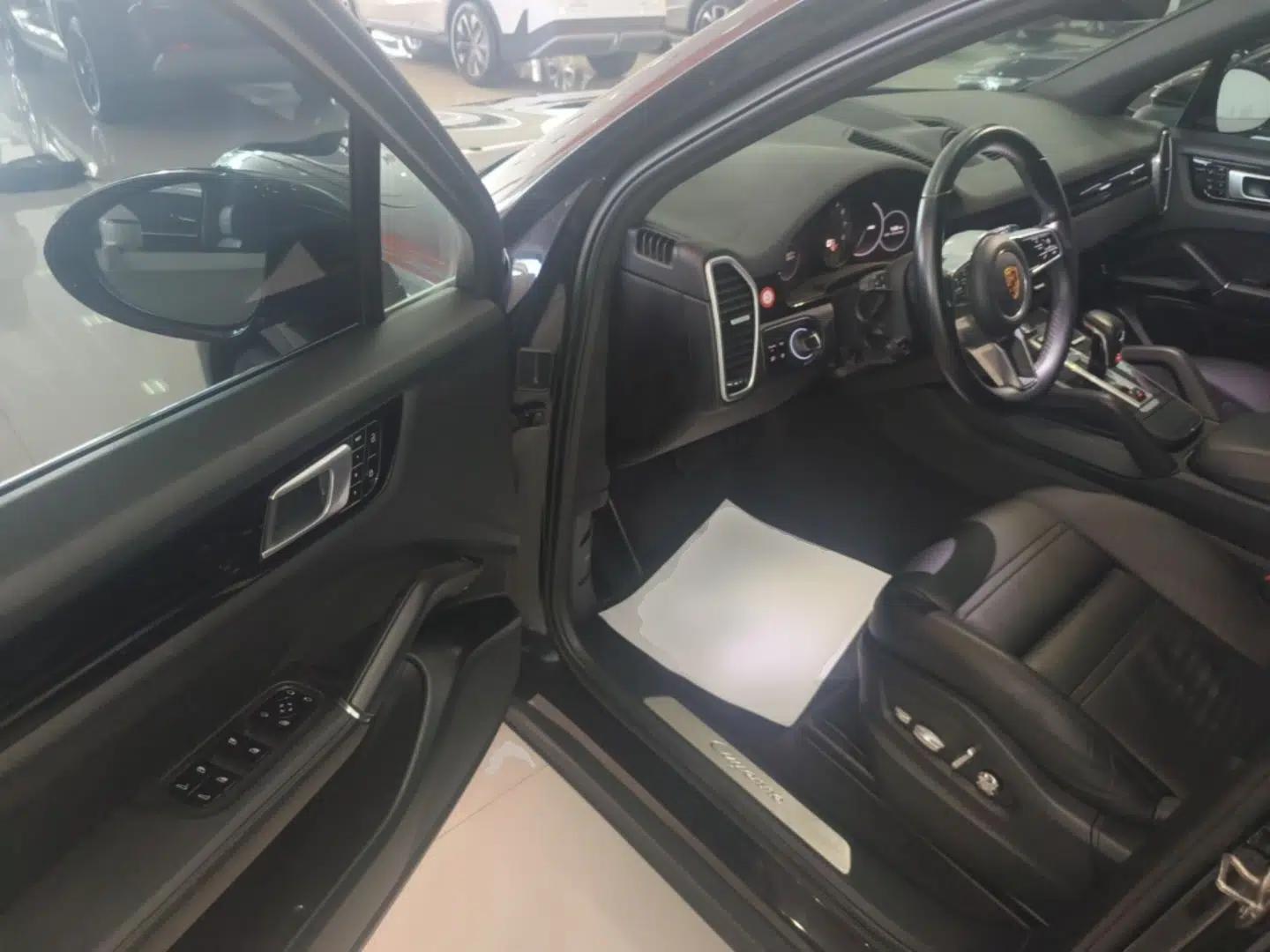 Porsche Cayenne 2018 Cayenne 3.0T — миниатюра 18