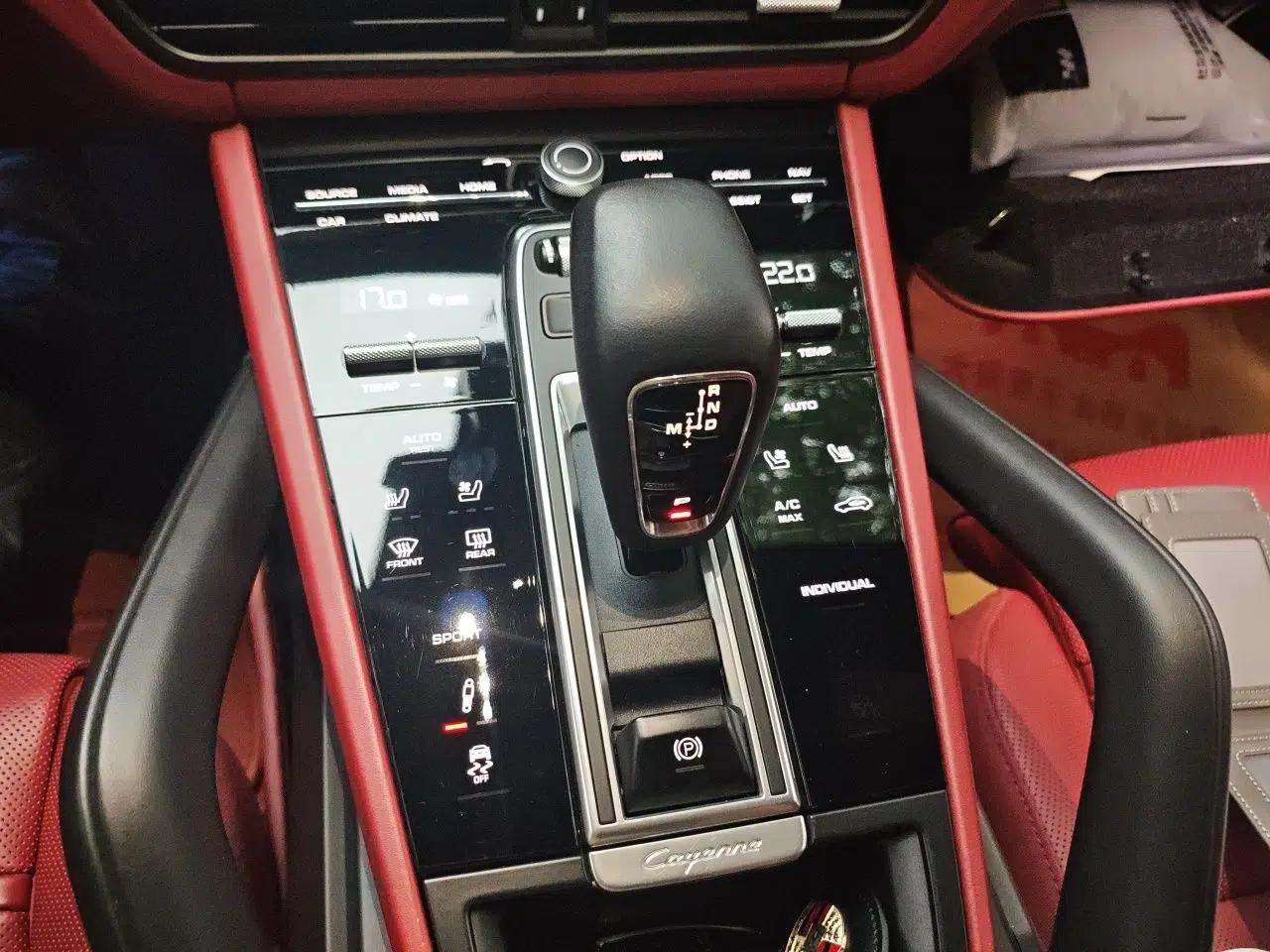 Porsche Cayenne 2020 Cayenne S 2.9T — миниатюра 14