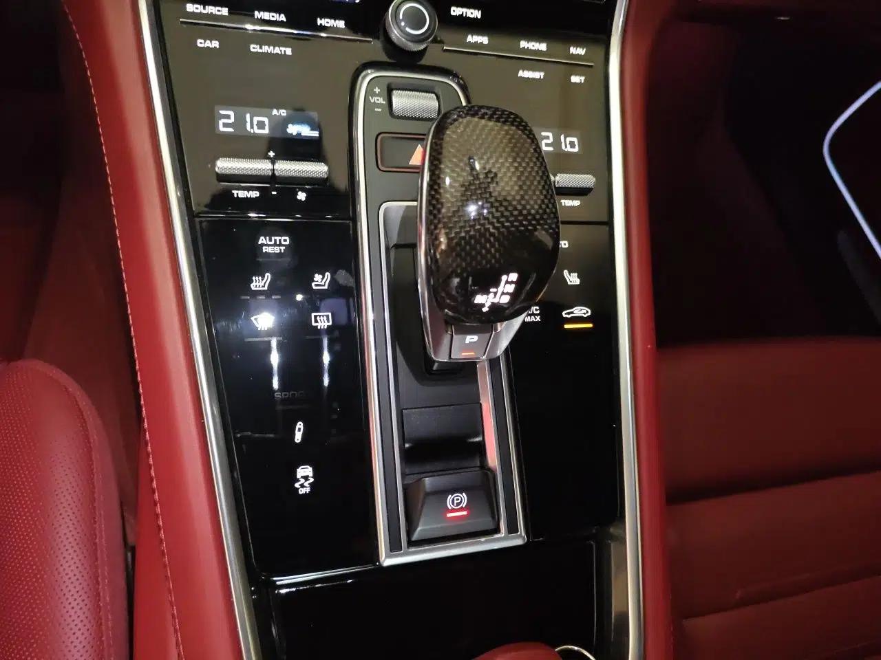 Porsche Panamera 2023 Panamera 4 Executive Long Wheelbase 2.9T — миниатюра 14