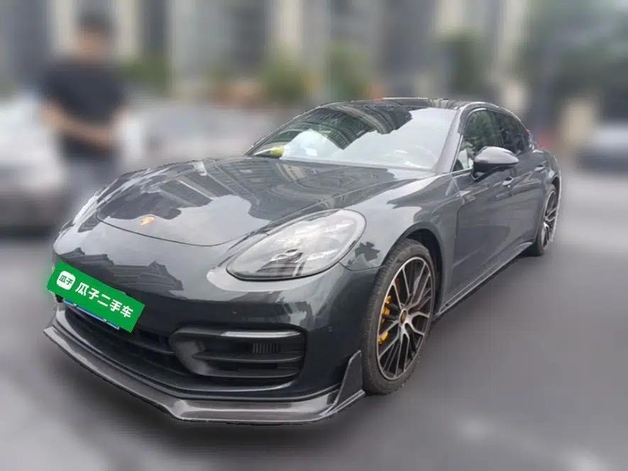Porsche Panamera 2023 Panamera Executive Long Wheelbase Platinum Edition 2.9T — миниатюра 1