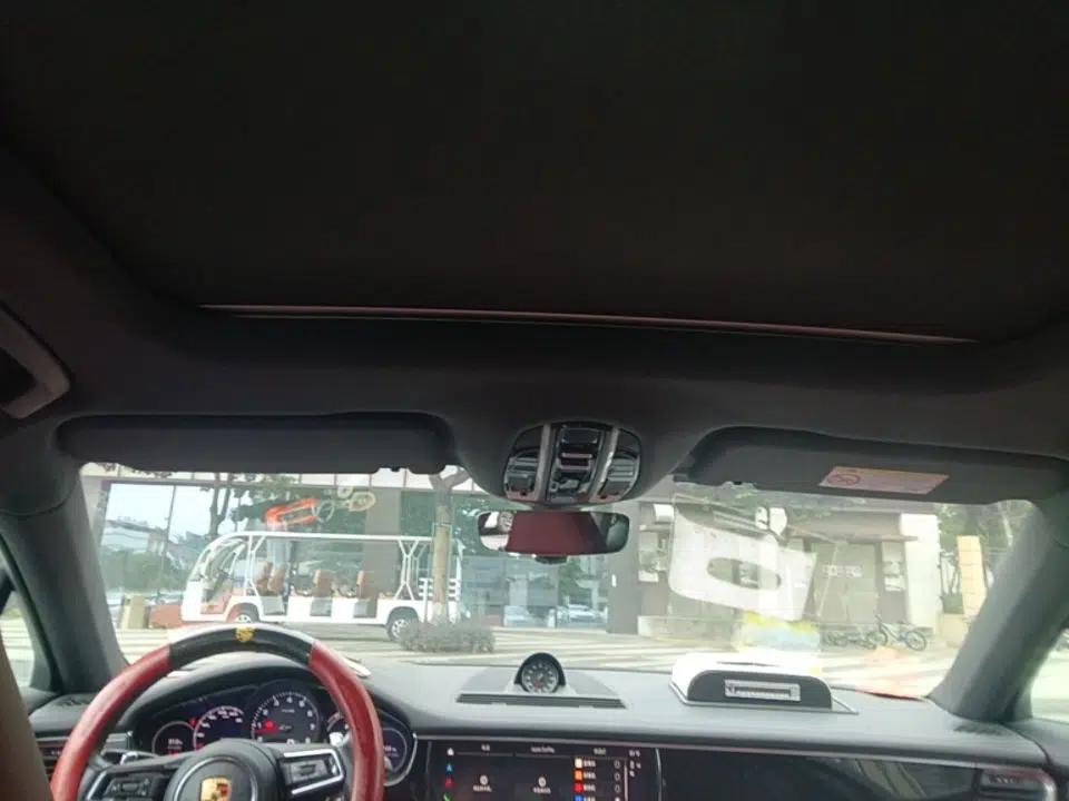 Porsche Panamera 2023 Panamera Executive Long Wheelbase Platinum Edition 2.9T — миниатюра 18