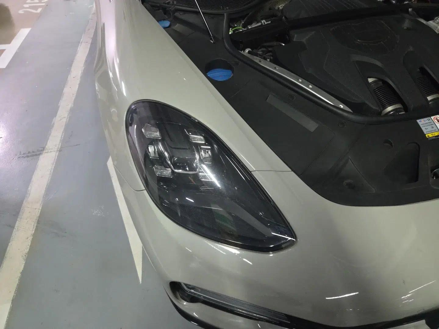 Porsche Panamera 2023 Panamera Executive Long Wheelbase 2.9T — миниатюра 7