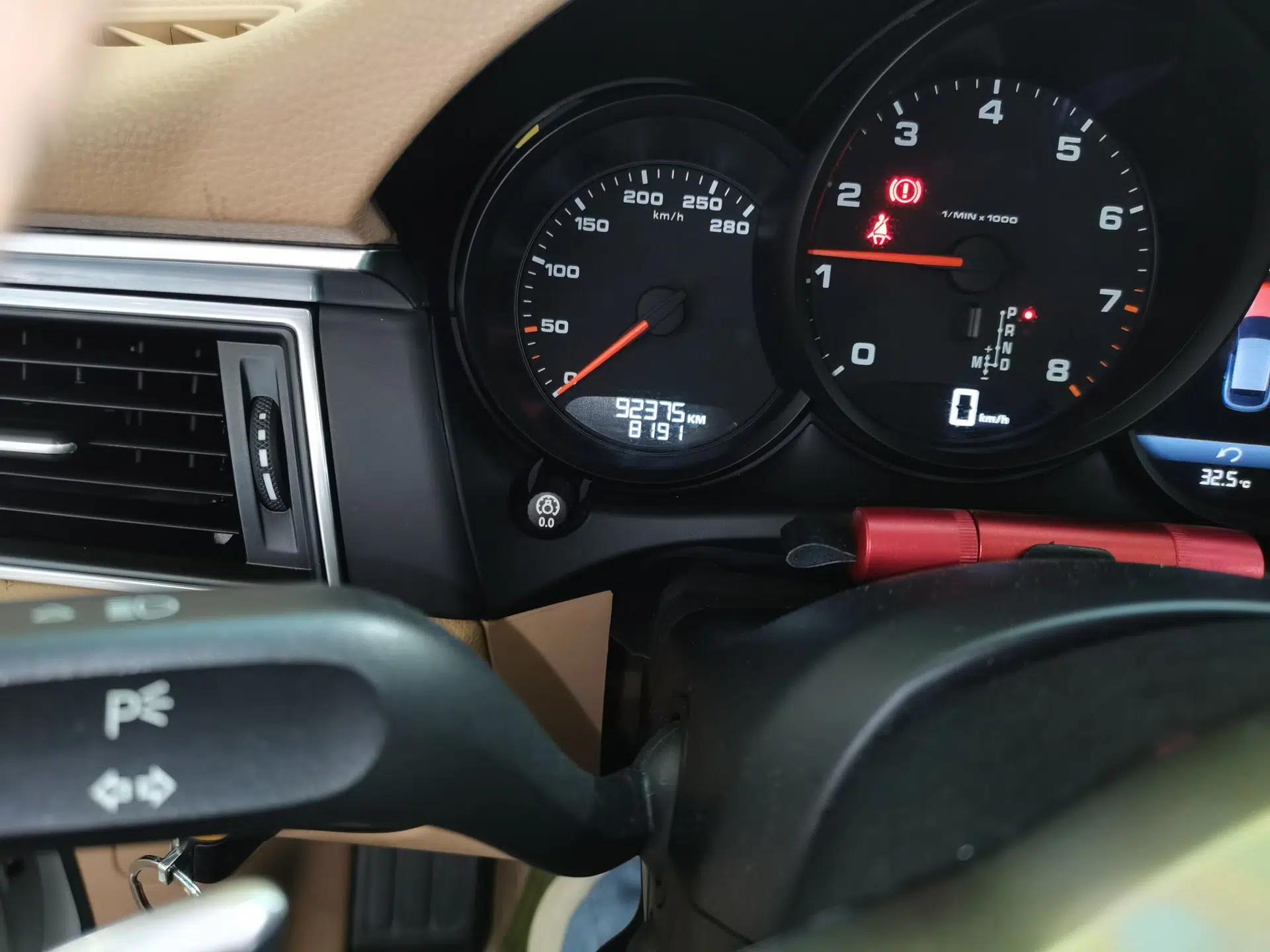 Porsche Macan 2016 Macan 2.0T — миниатюра 12