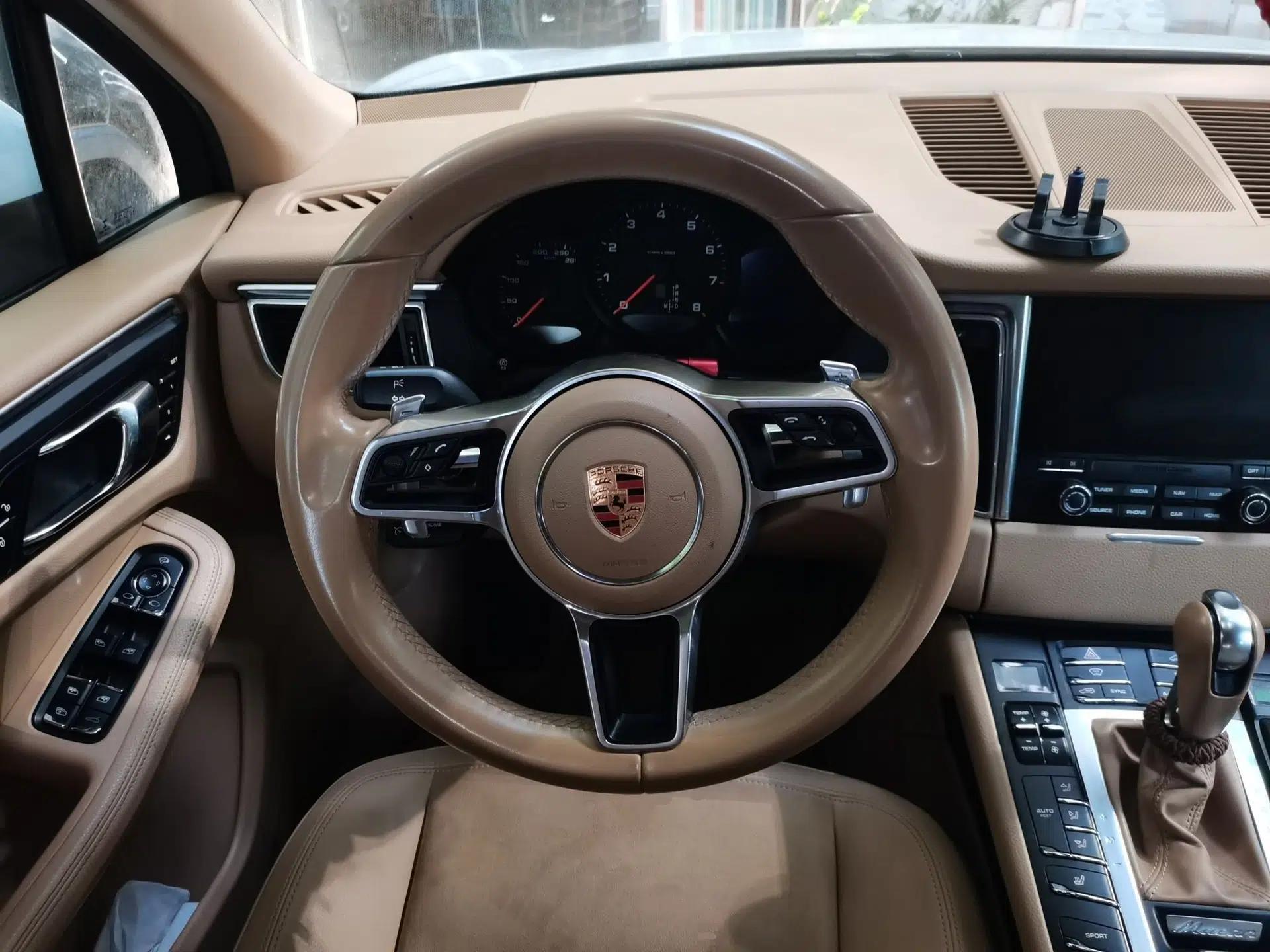 Porsche Macan 2016 Macan 2.0T — миниатюра 10