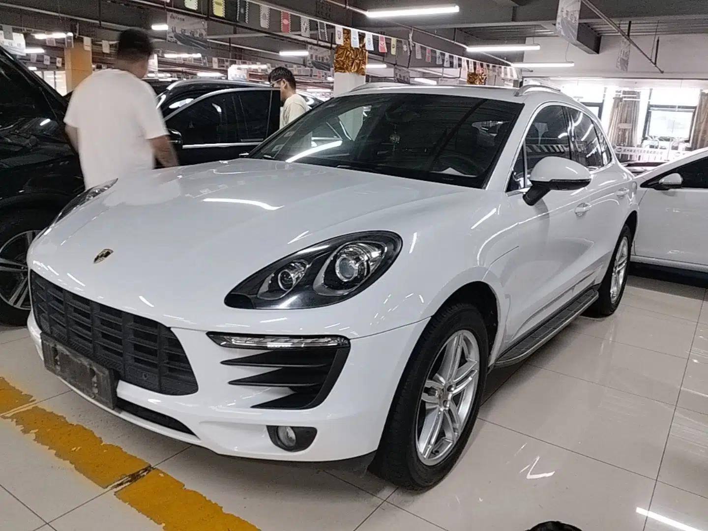 Porsche Macan 2016 Macan 2.0T — миниатюра 1