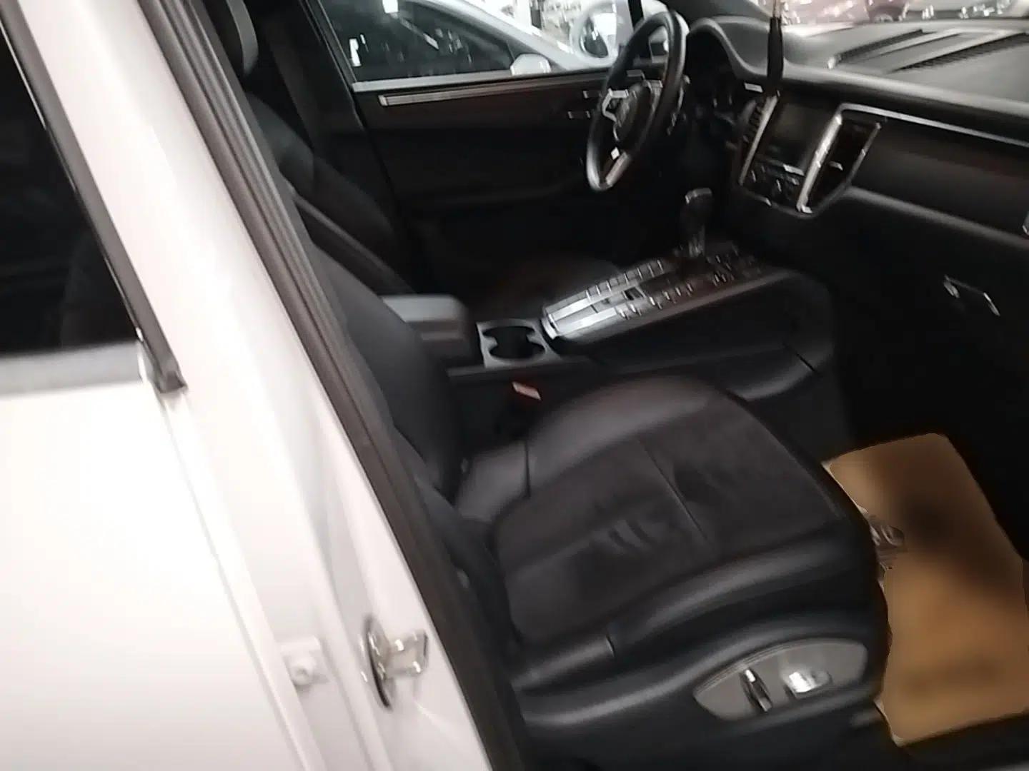 Porsche Macan 2016 Macan 2.0T — миниатюра 19