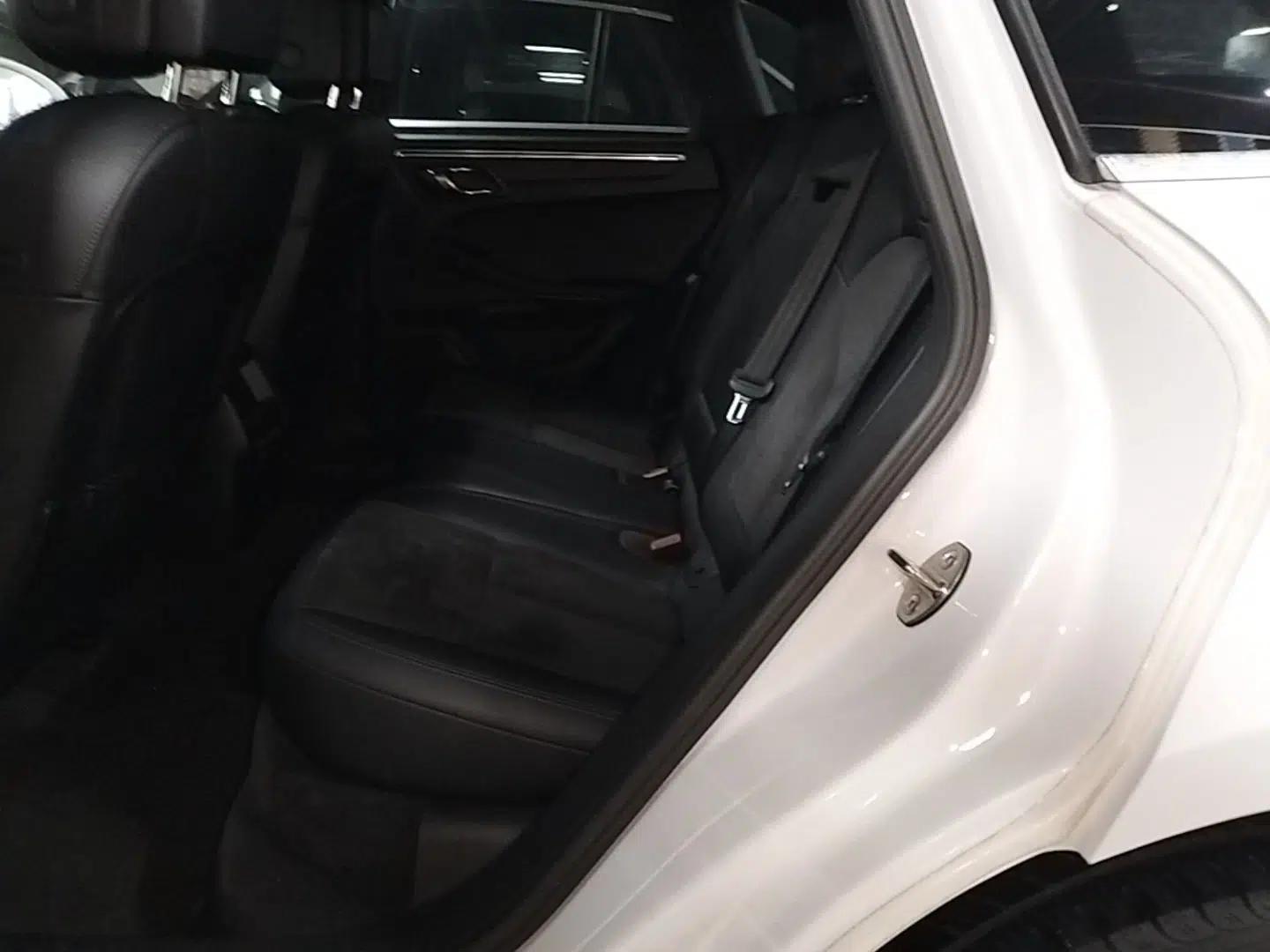 Porsche Macan 2016 Macan 2.0T — миниатюра 20