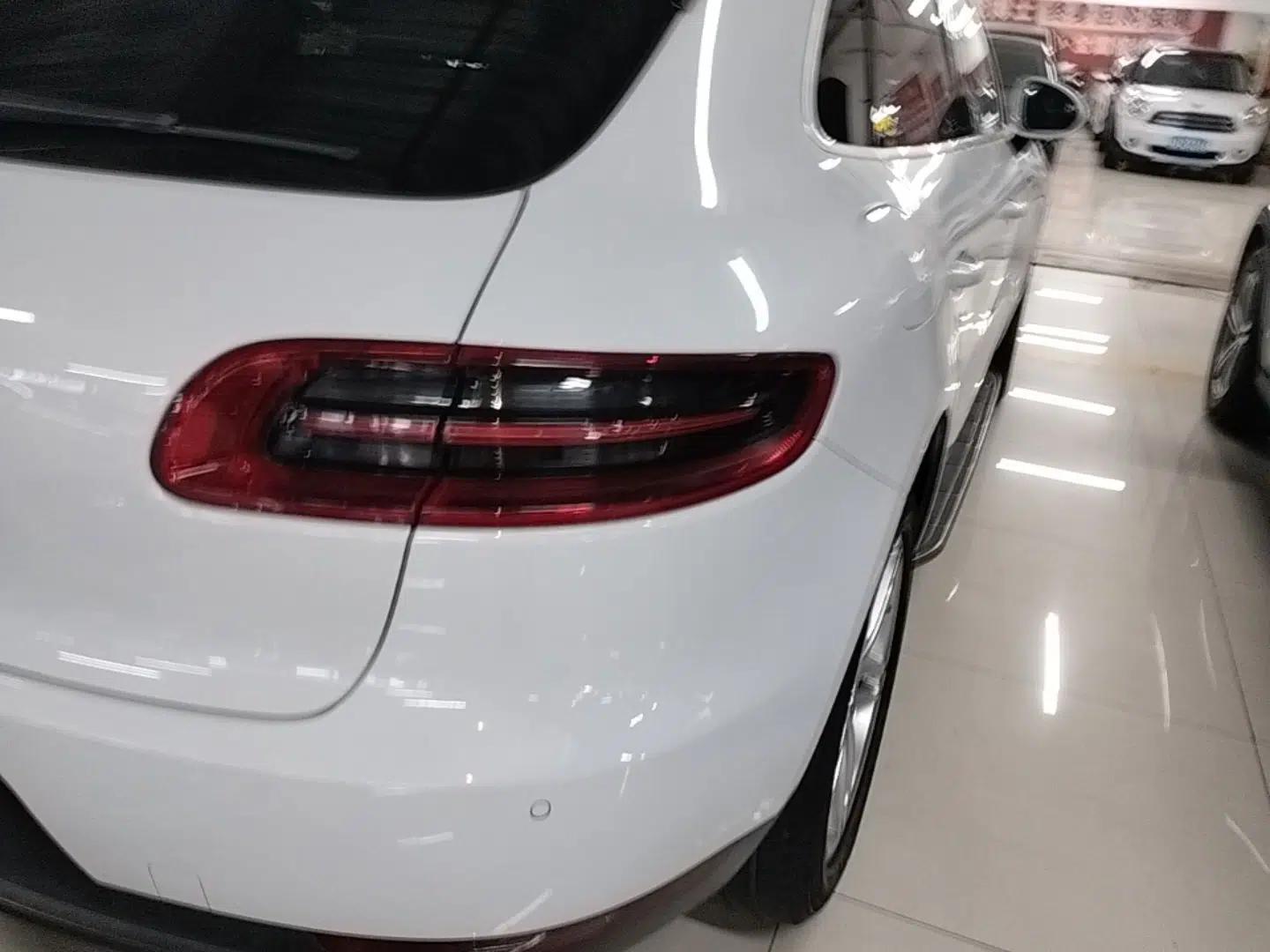 Porsche Macan 2016 Macan 2.0T — миниатюра 9