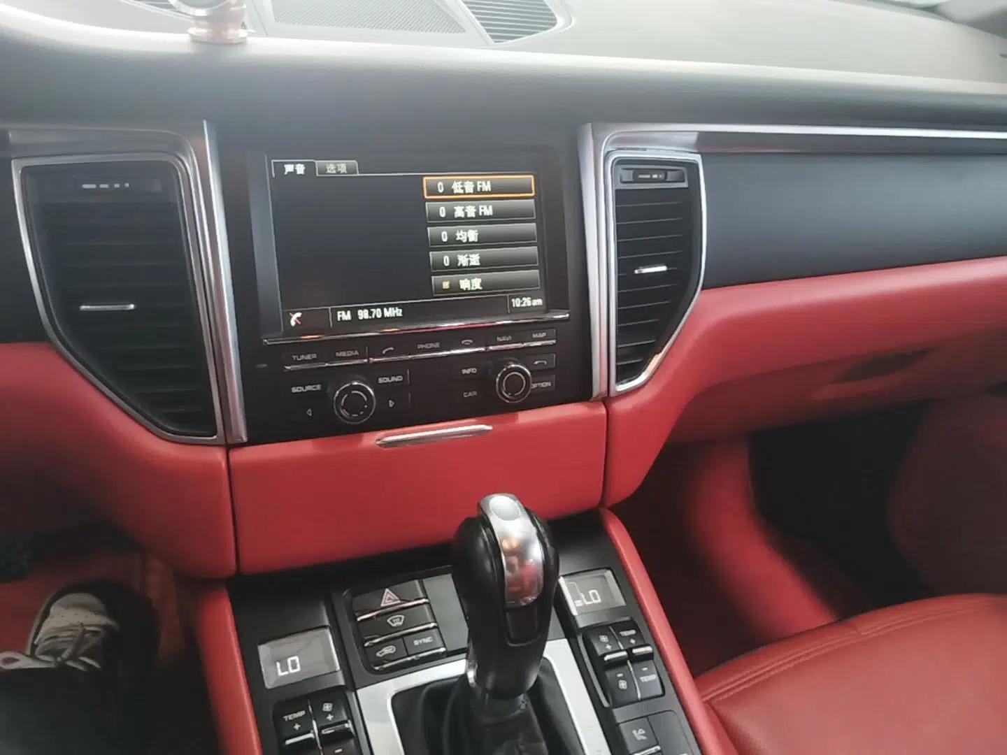 Porsche Macan 2016 Macan 2.0T — миниатюра 15