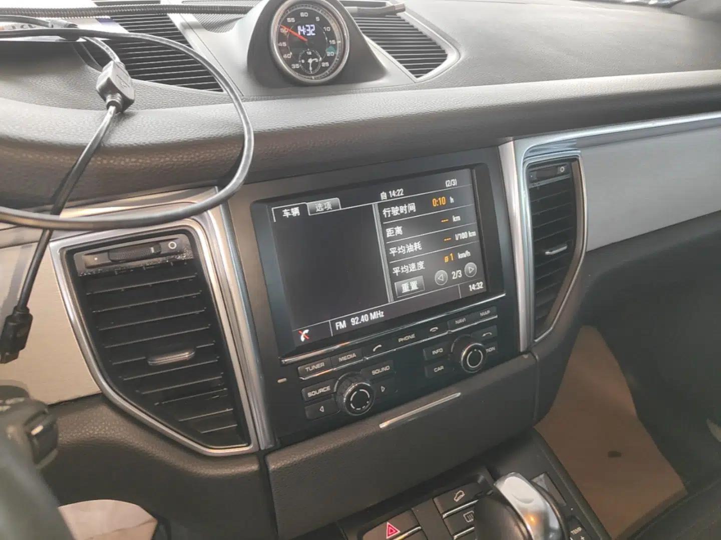 Porsche Macan 2014 Macan S 3.0T — миниатюра 15