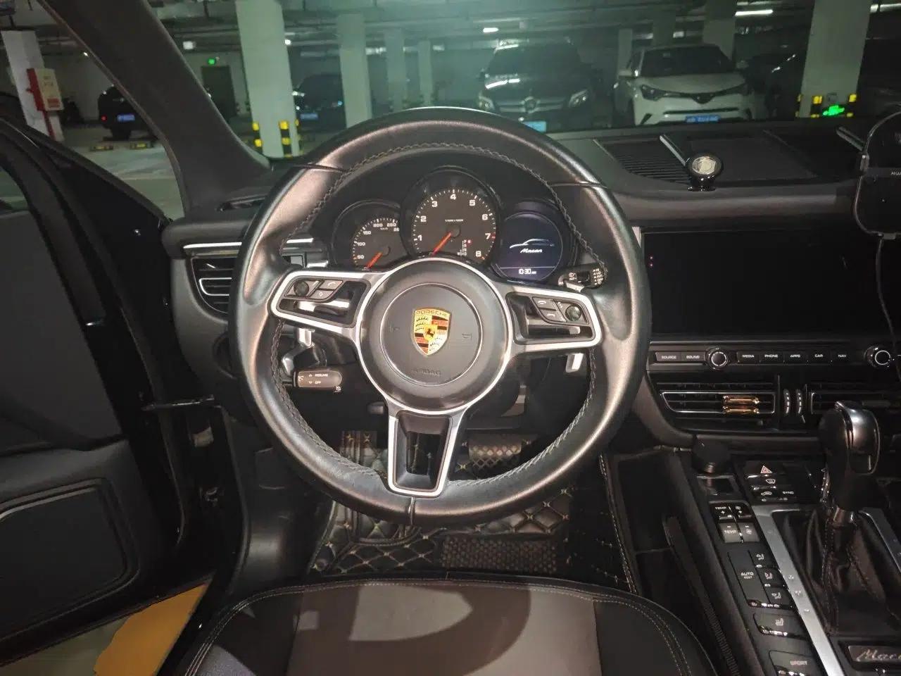 Porsche Macan 2018 Macan 2.0T — миниатюра 10
