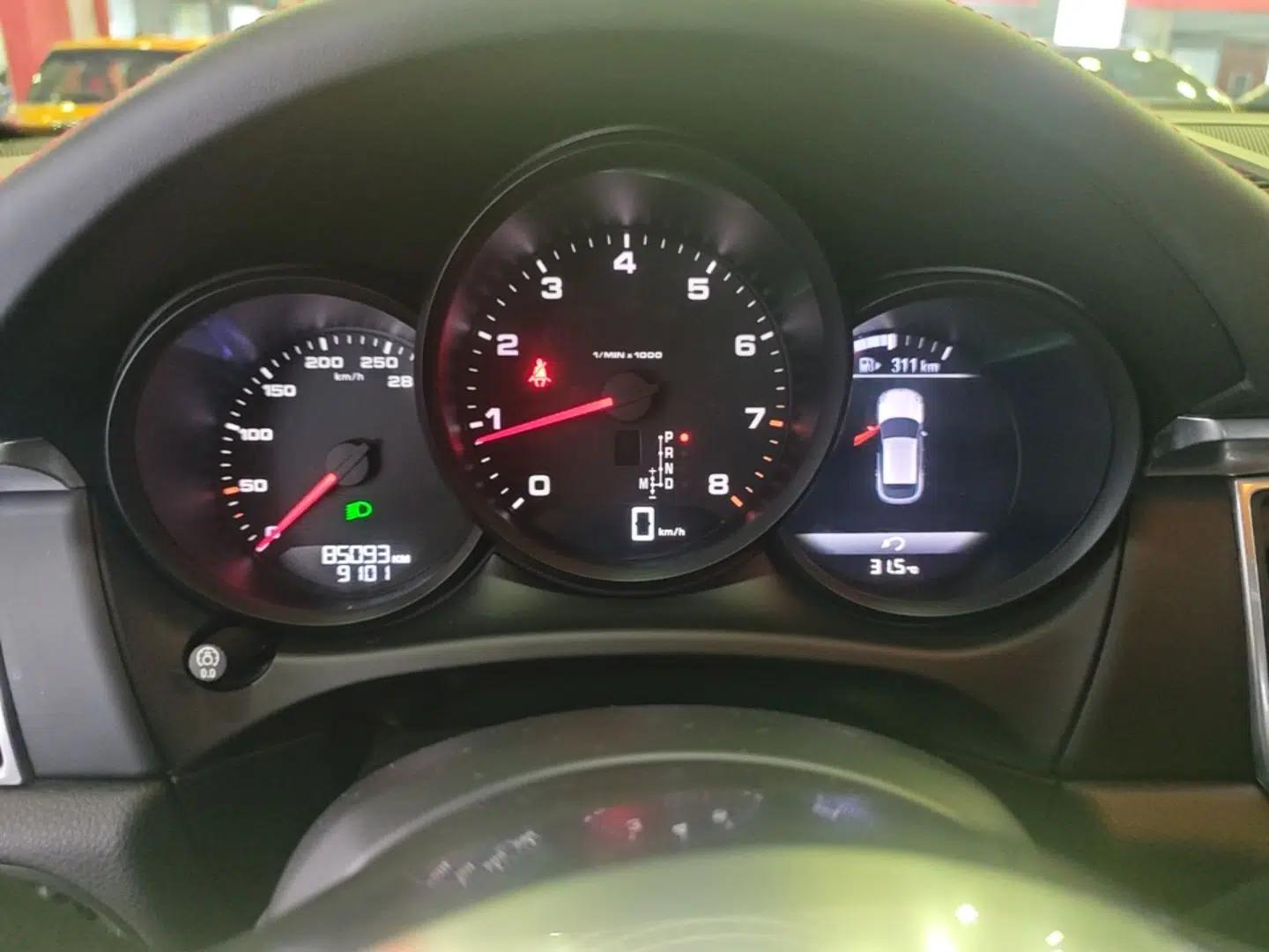 Porsche Macan 2017 Macan 2.0T — миниатюра 14