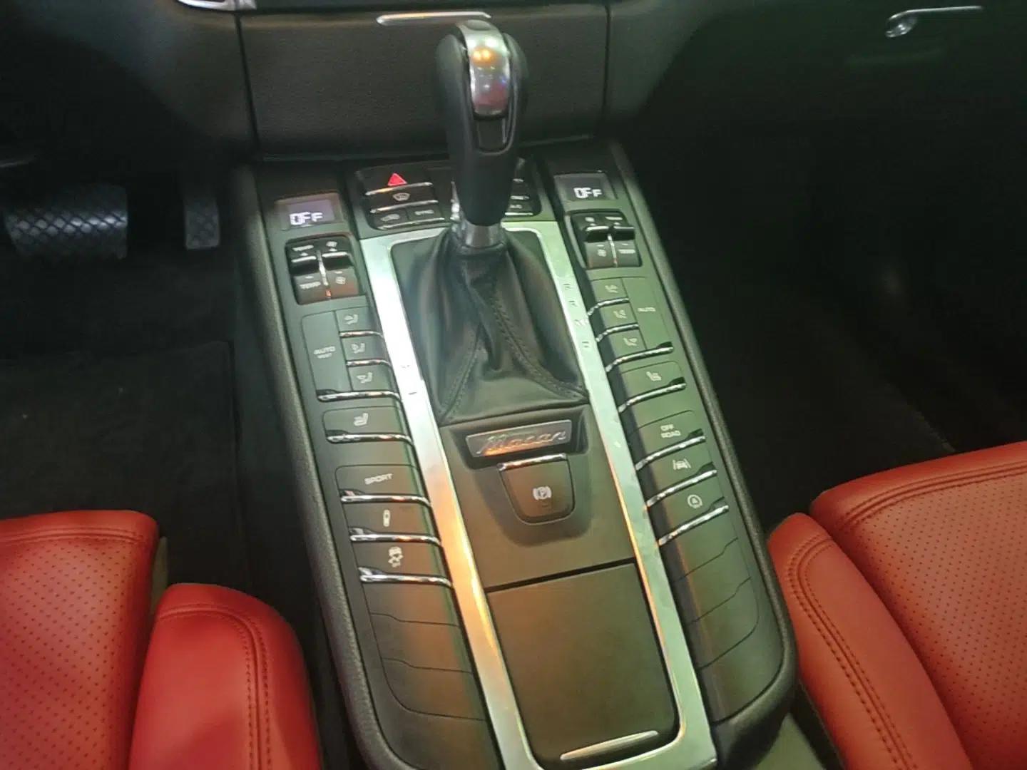 Porsche Macan 2017 Macan 2.0T — миниатюра 16