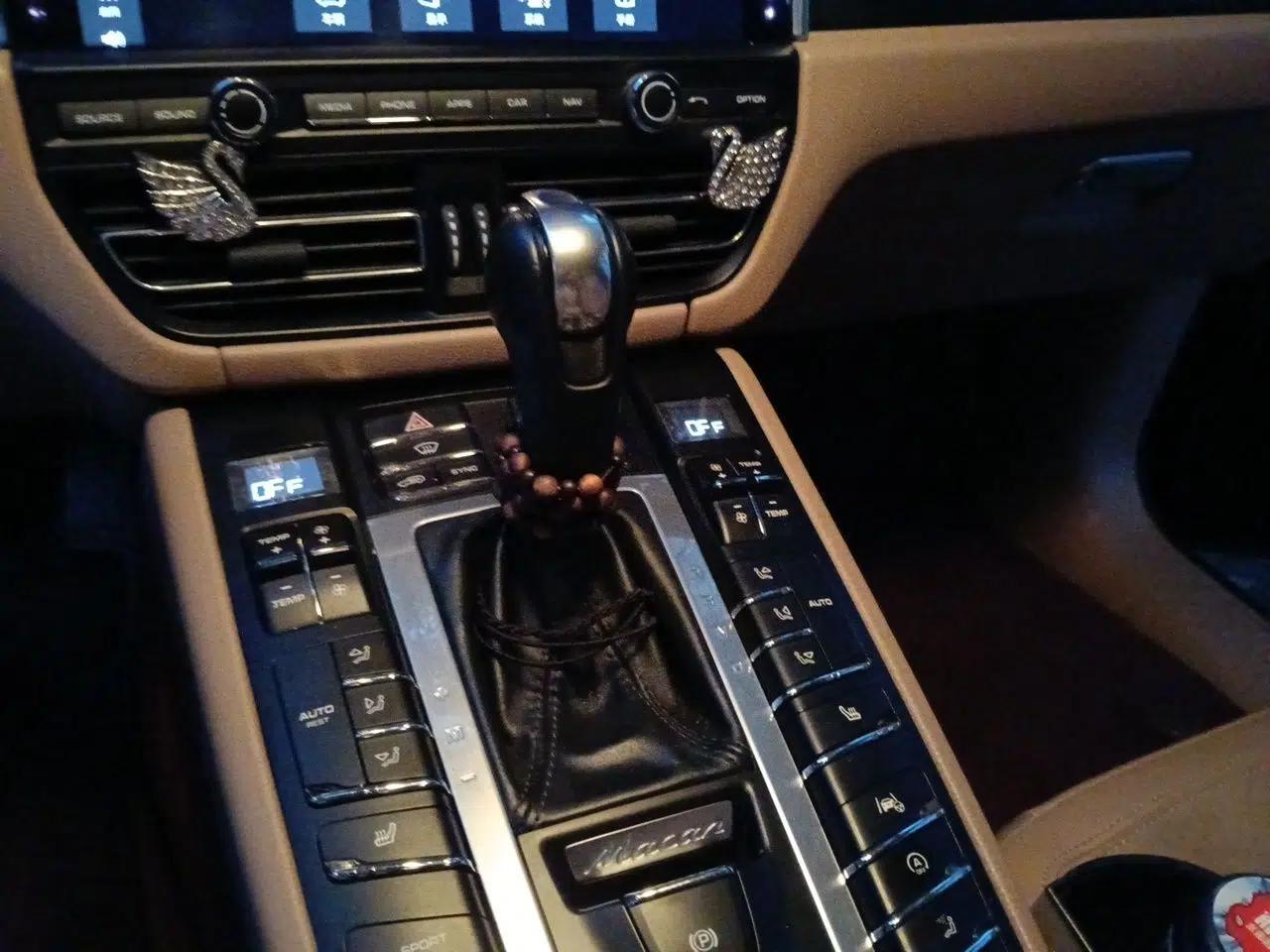 Porsche Macan 2018 Macan 2.0T — миниатюра 14