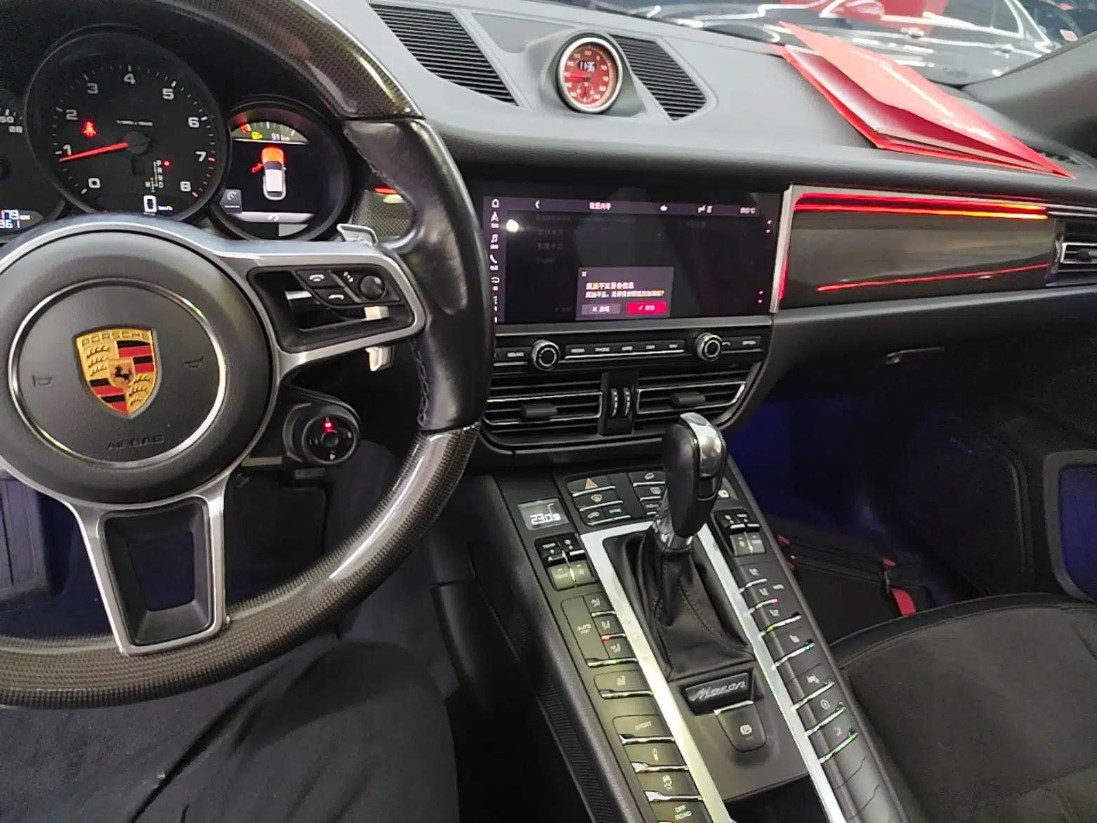 Porsche Macan 2018 Macan 2.0T — миниатюра 12