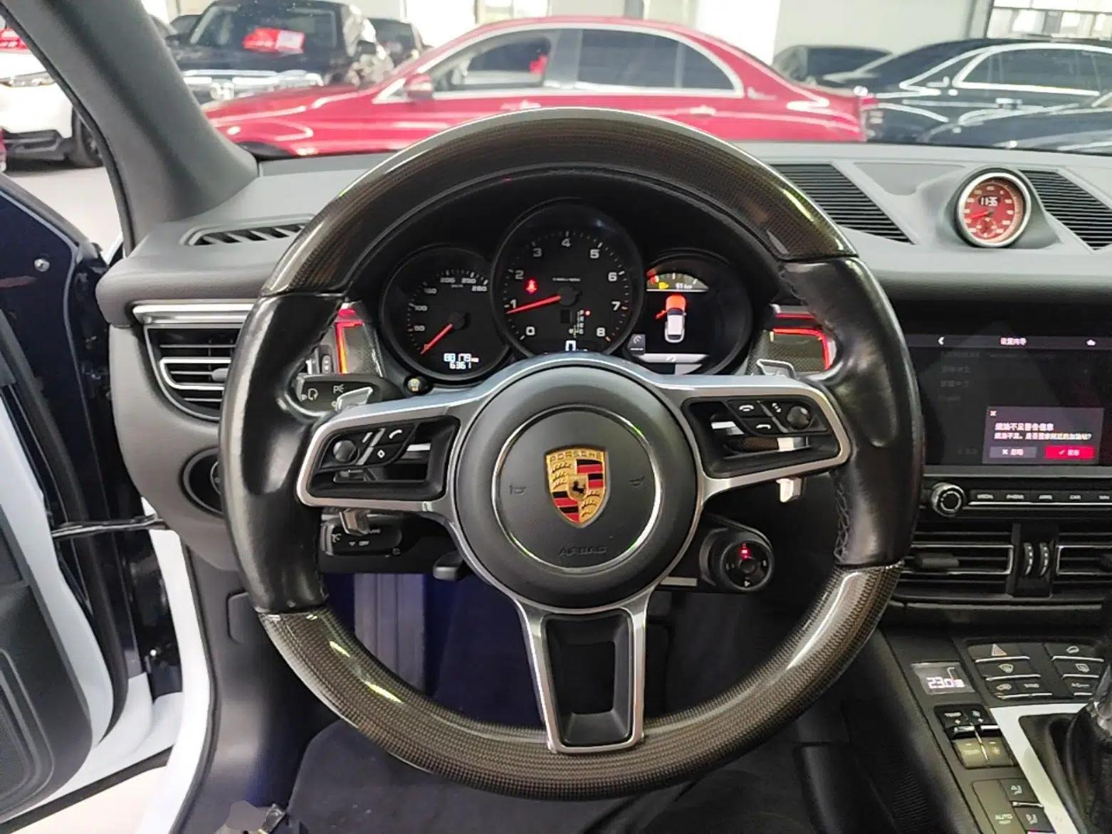 Porsche Macan 2018 Macan 2.0T — миниатюра 13