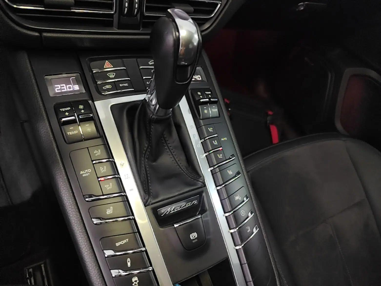 Porsche Macan 2018 Macan 2.0T — миниатюра 16