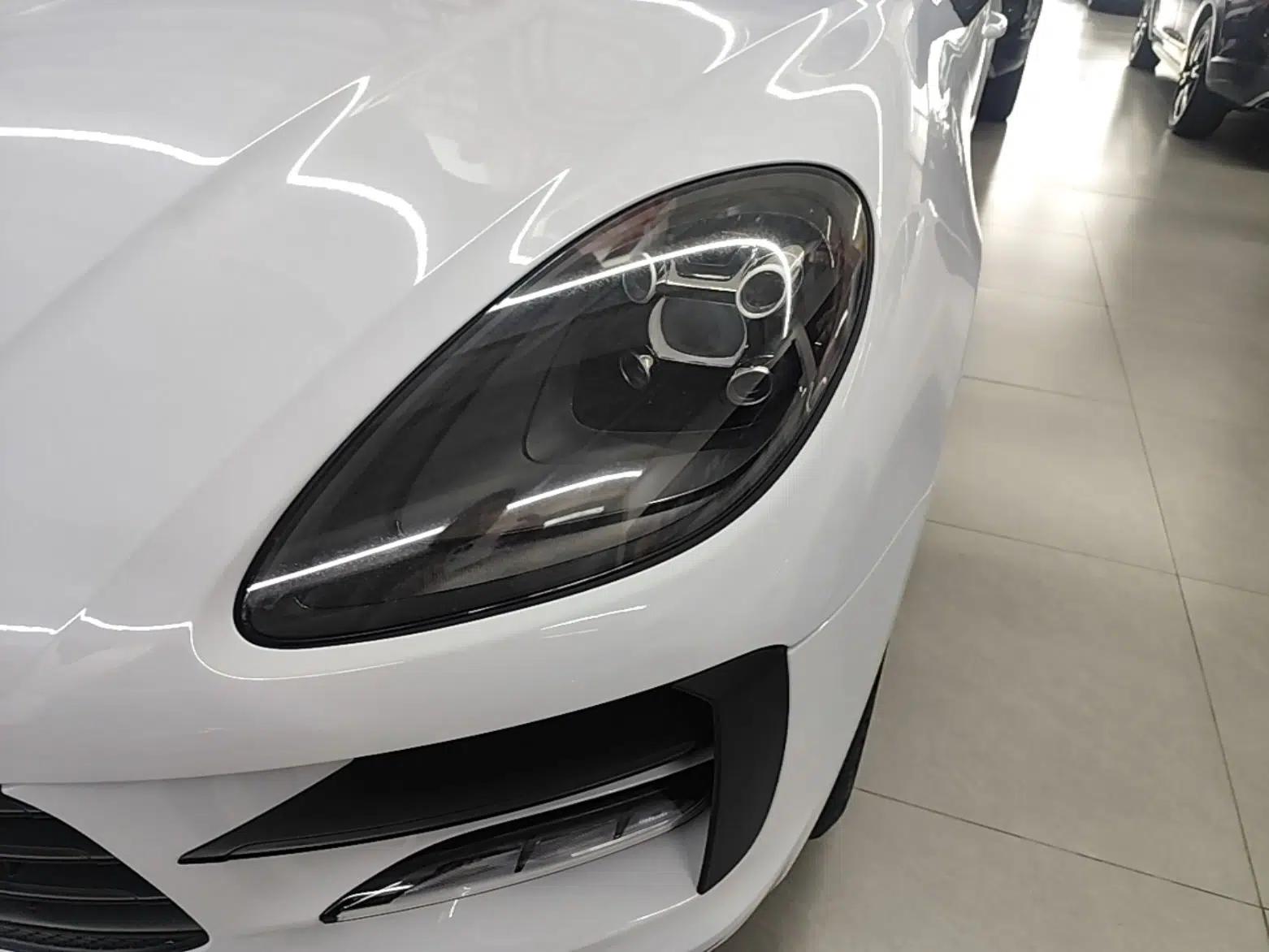 Porsche Macan 2018 Macan 2.0T — миниатюра 8