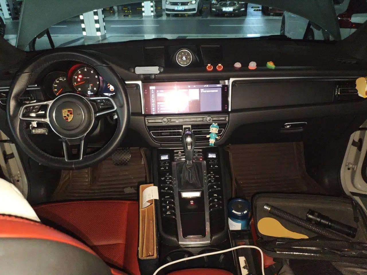 Porsche Macan 2021 Macan 2.0T — миниатюра 9