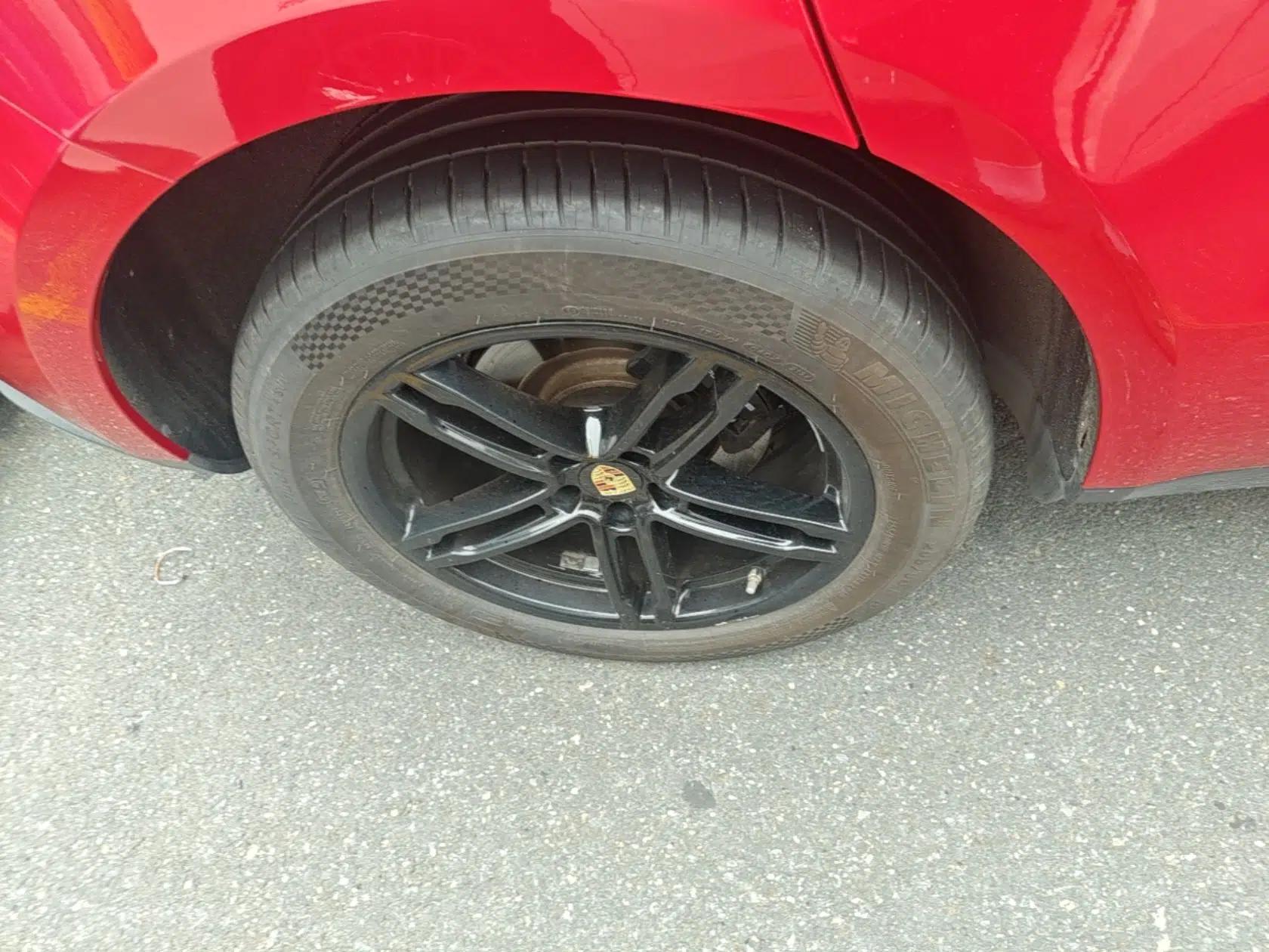 Porsche Macan 2023 Macan 2.0T — миниатюра 11