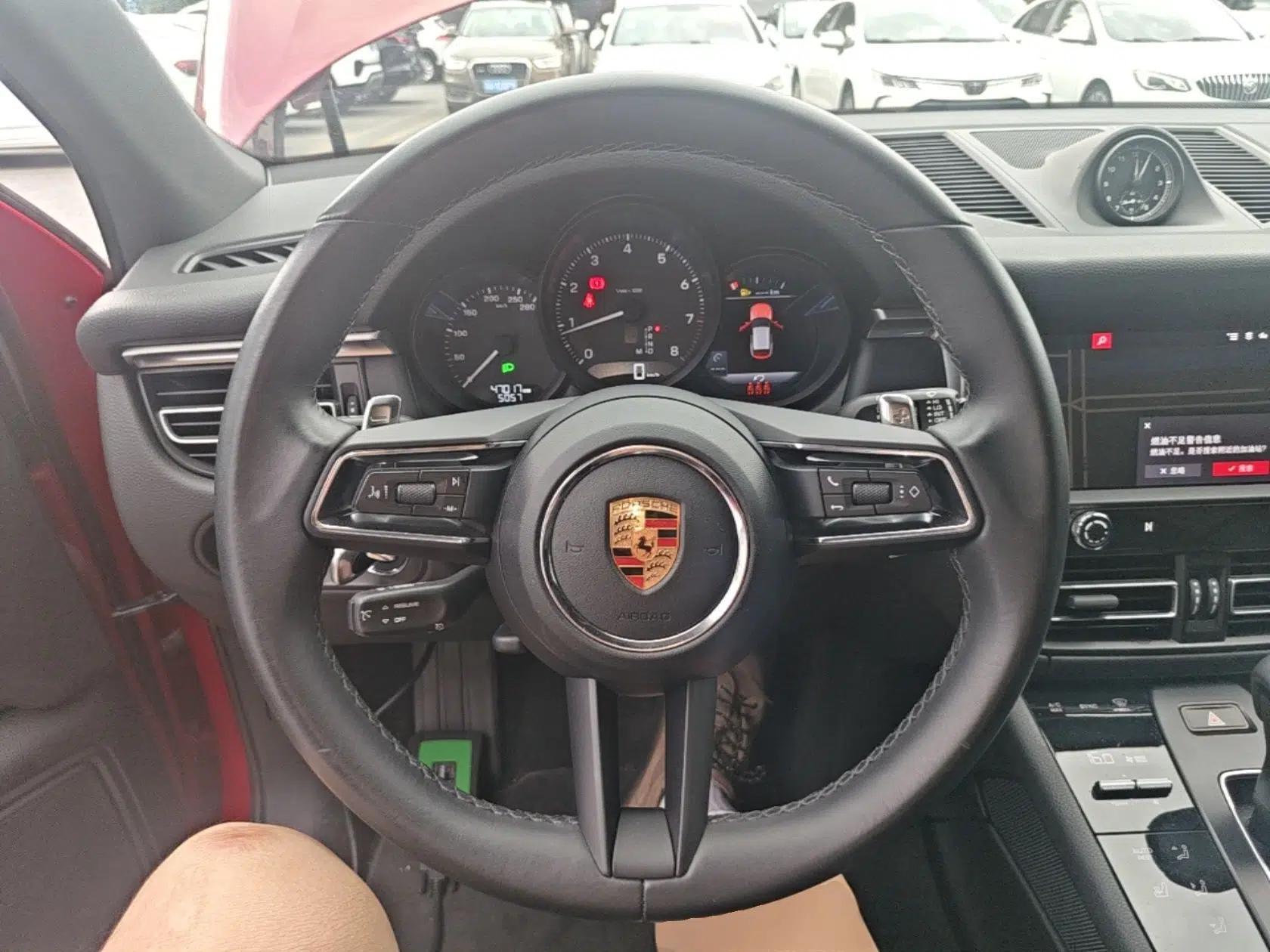 Porsche Macan 2023 Macan 2.0T — миниатюра 18