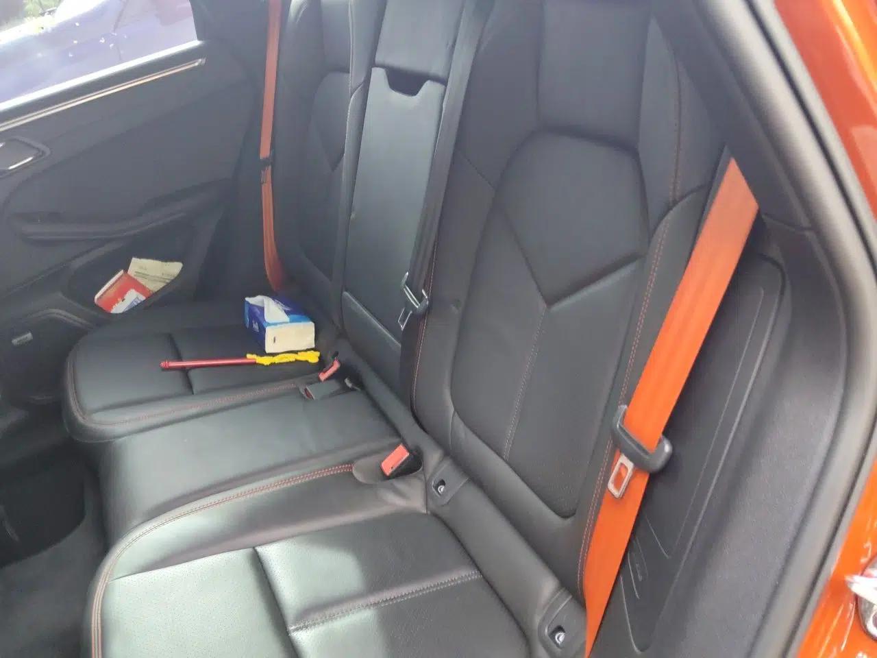 Porsche Macan Parallel-imported Porsche Macan 2021 model, 2.0-liter automatic, five-seater — миниатюра 17