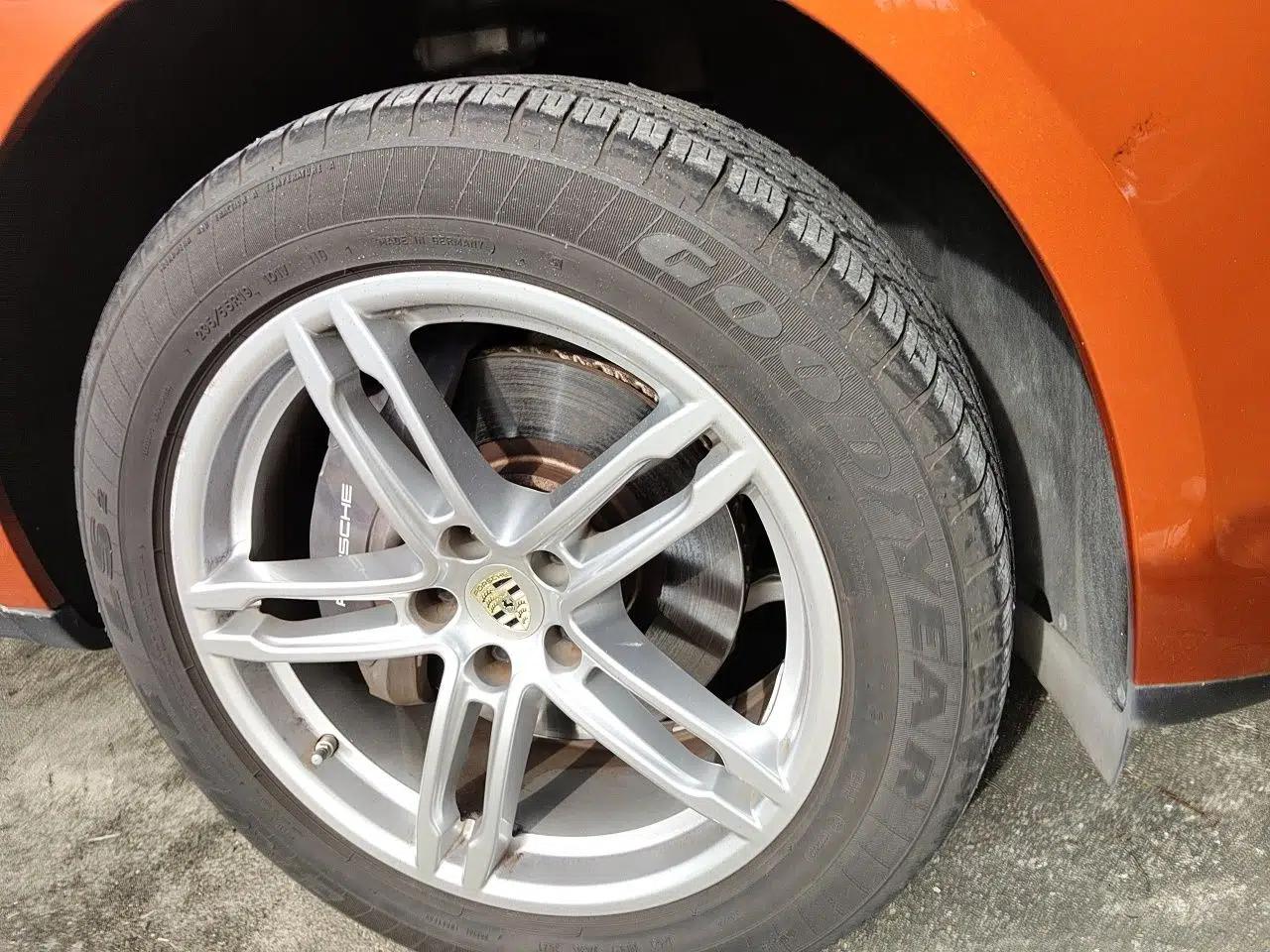 Porsche Macan Parallel-imported Porsche Macan 2021 model, 2.0-liter automatic, five-seater — миниатюра 8