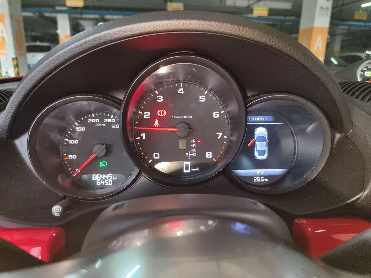 Porsche 718 2018 Cayman 2.0T — миниатюра 11
