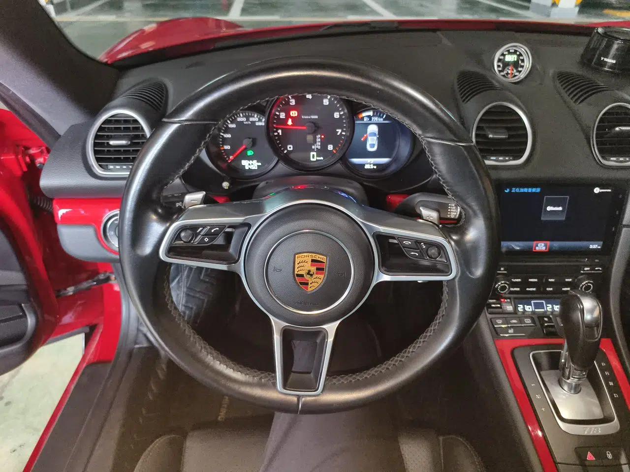 Porsche 718 2018 Cayman 2.0T — миниатюра 10