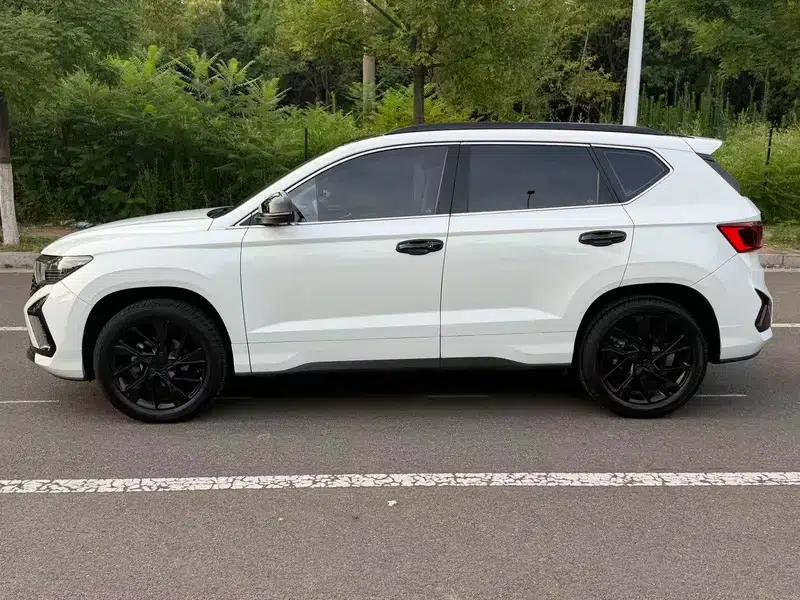Jetta VS5 2024 280TSI Automatic Flagship High-Gloss Edition — миниатюра 3