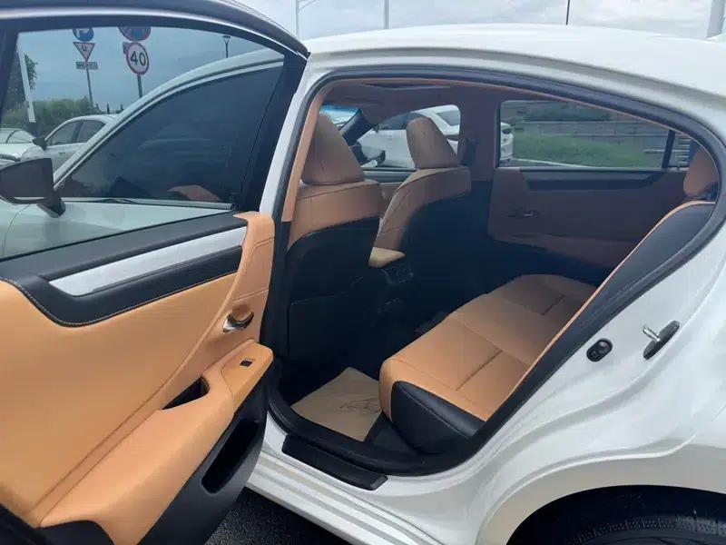 Lexus ES 2025 200 Premium Edition — миниатюра 18