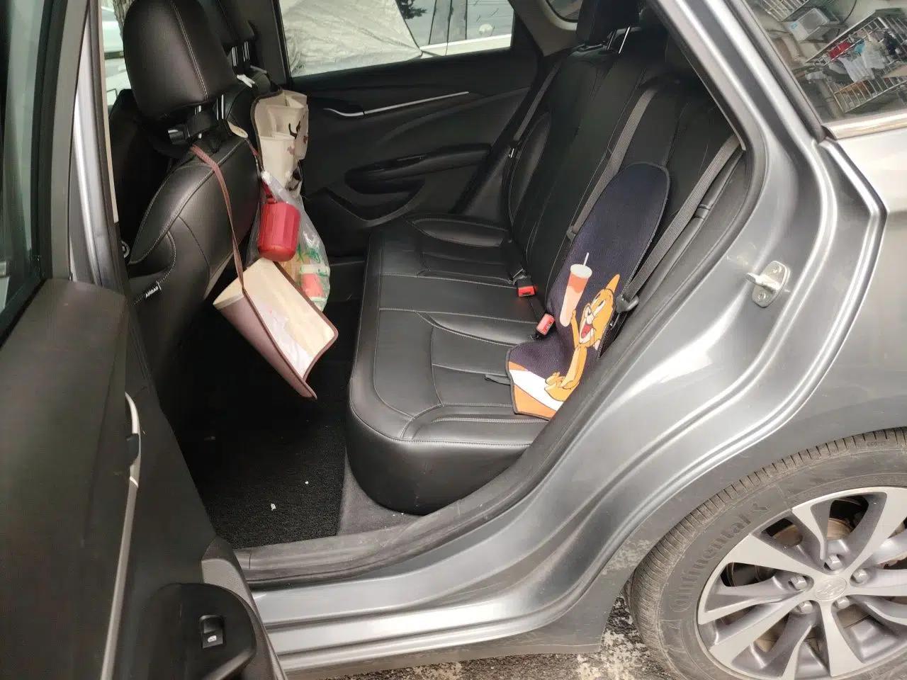 Buick Excelle GX 2018 18T Automatic Elite Model — миниатюра 17
