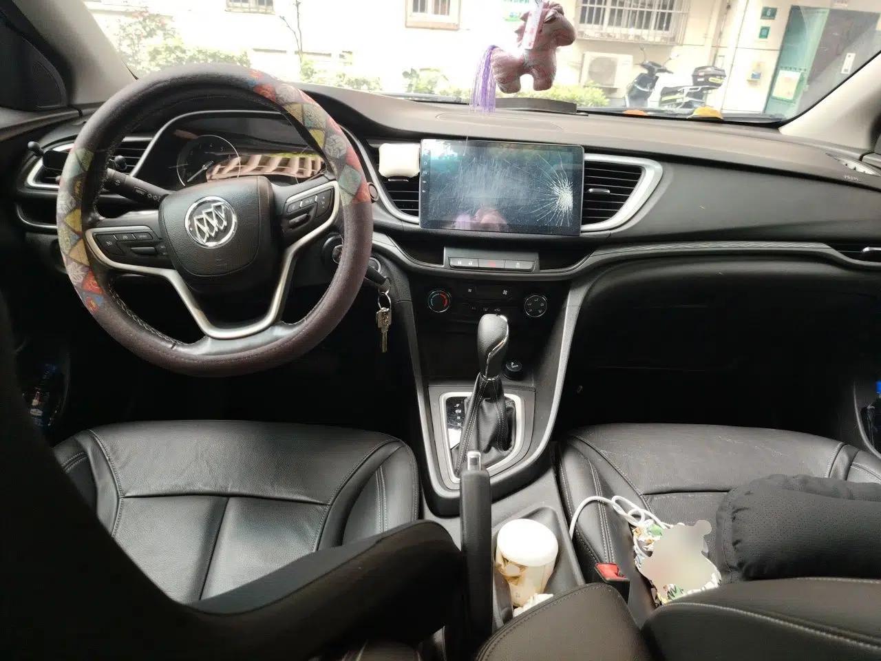 Buick Excelle GX 2018 18T Automatic Elite Model — миниатюра 9
