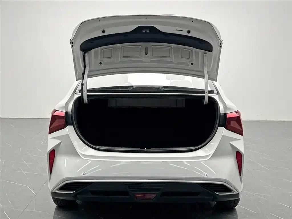 2020 Hyundai Verna 1.4L CVT GLS Cool Edition — миниатюра 12
