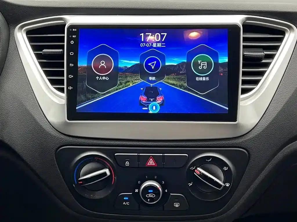 2020 Hyundai Verna 1.4L CVT GLS Cool Edition — миниатюра 21