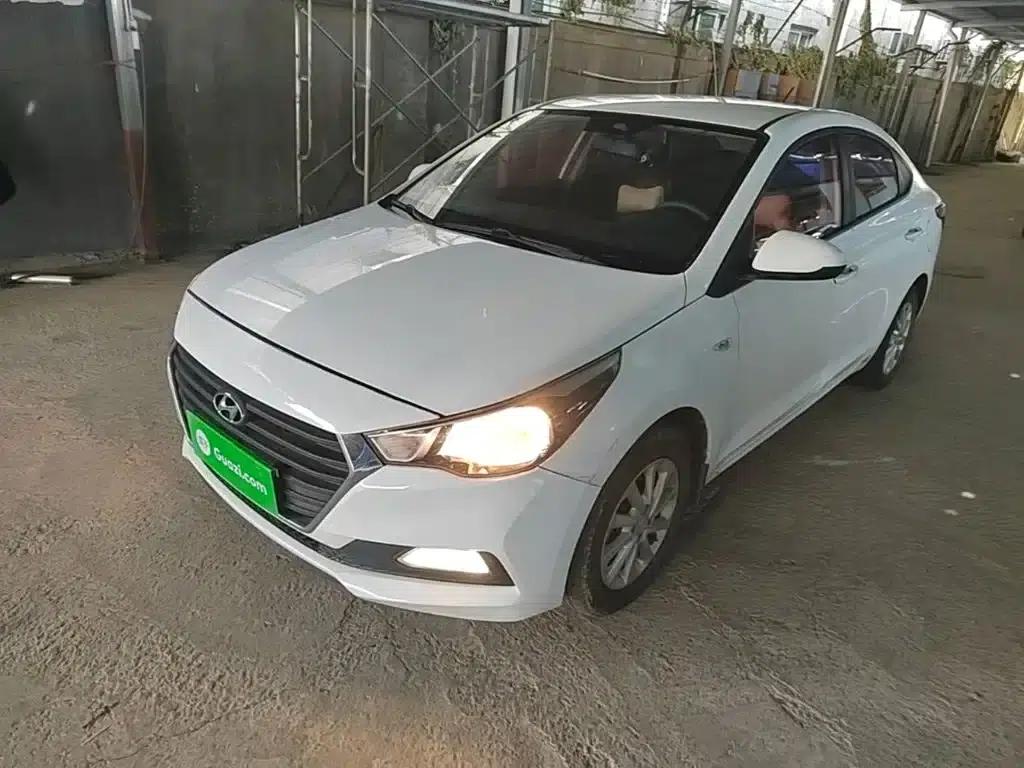 2016 Hyundai Verna 1.4L Automatic GLS (Cool Edition) — миниатюра 1