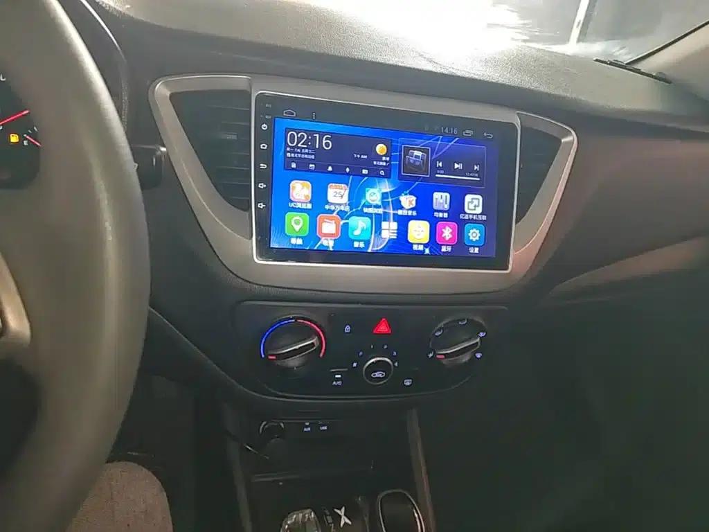2016 Hyundai Verna 1.4L Automatic GLS (Cool Edition) — миниатюра 13