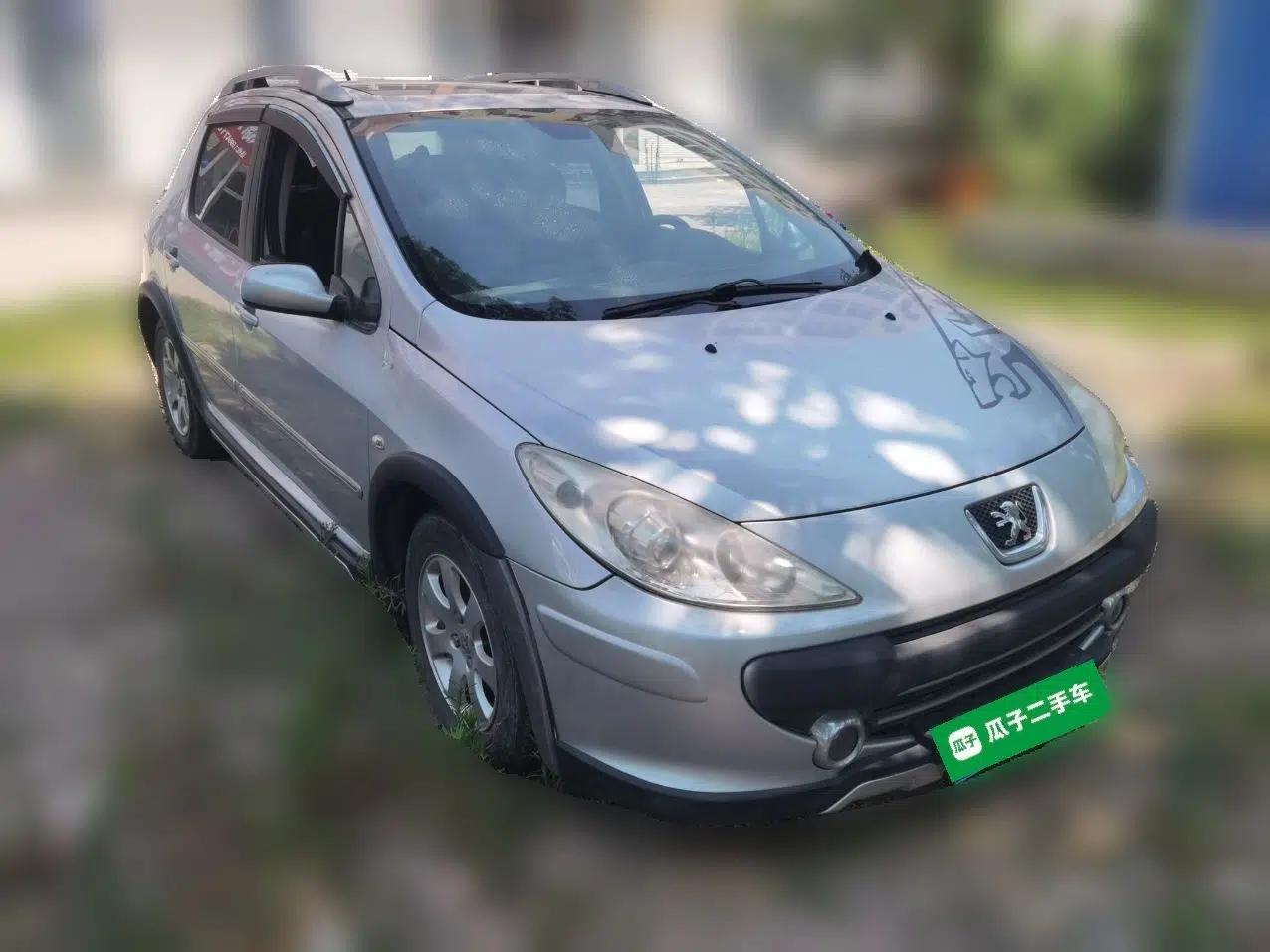 Peugeot 307 2012 Hatchback 1.6L Automatic Comfort Edition — миниатюра 3