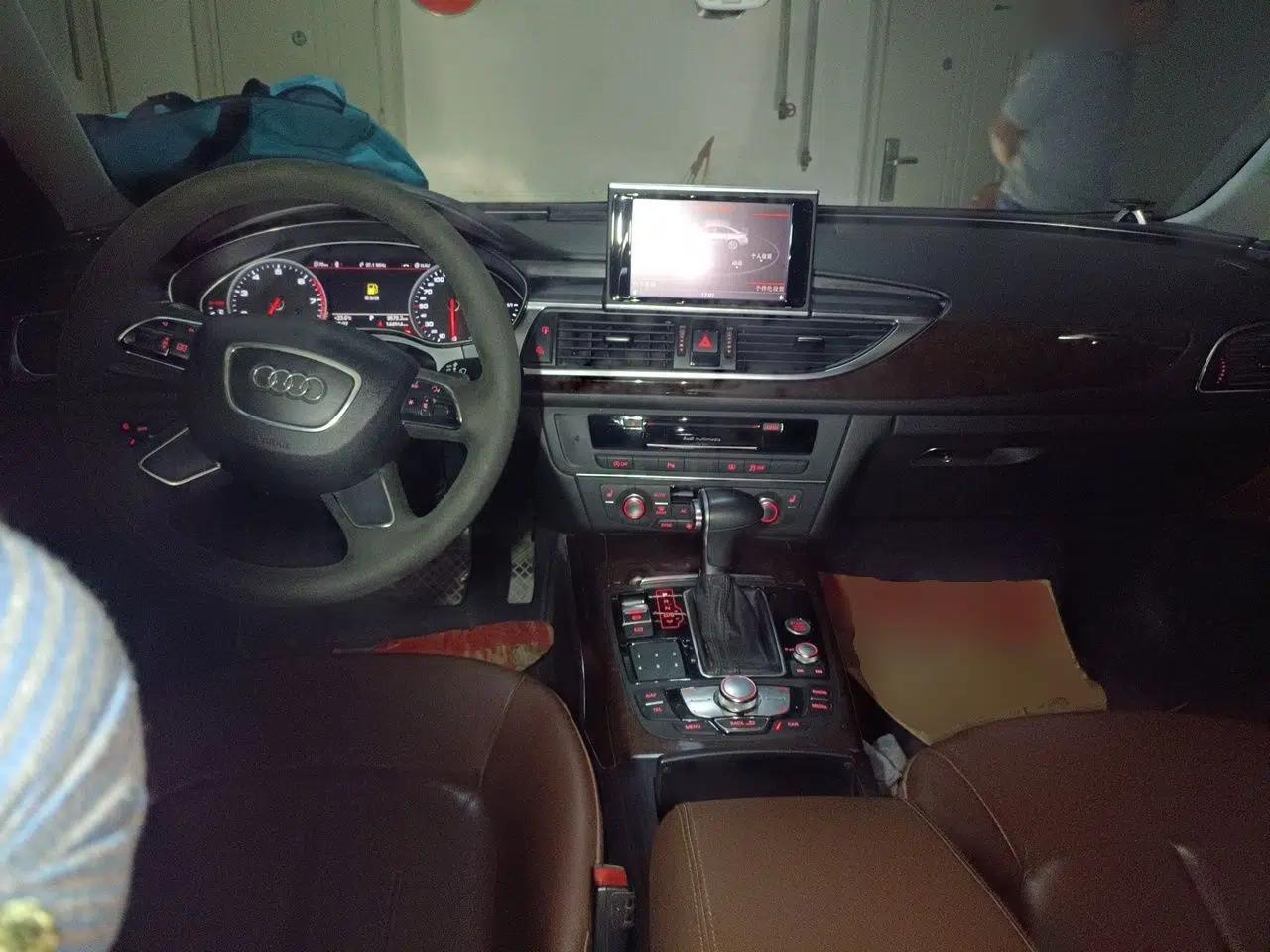 Audi A6L 2012 TFSI Comfort Model — миниатюра 9